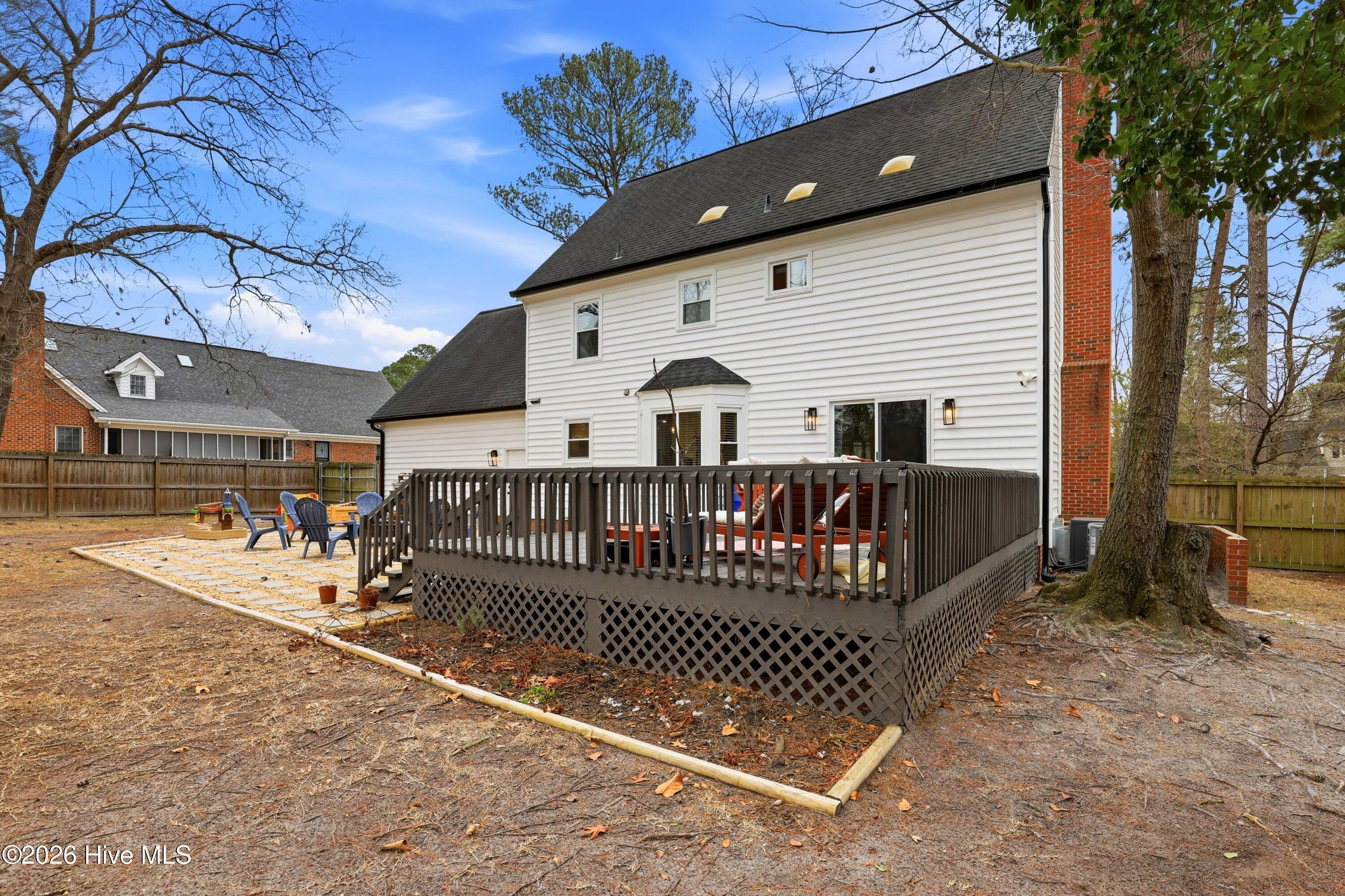 main property photo 44
