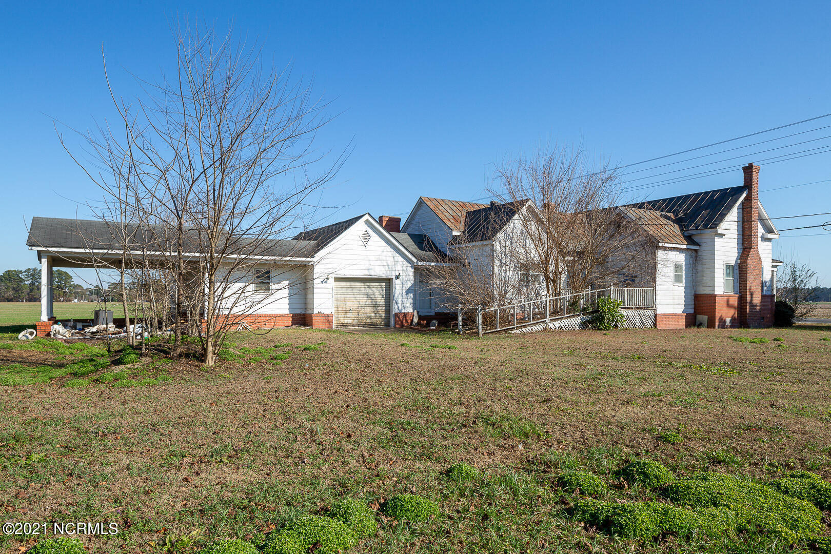 main property photo 6