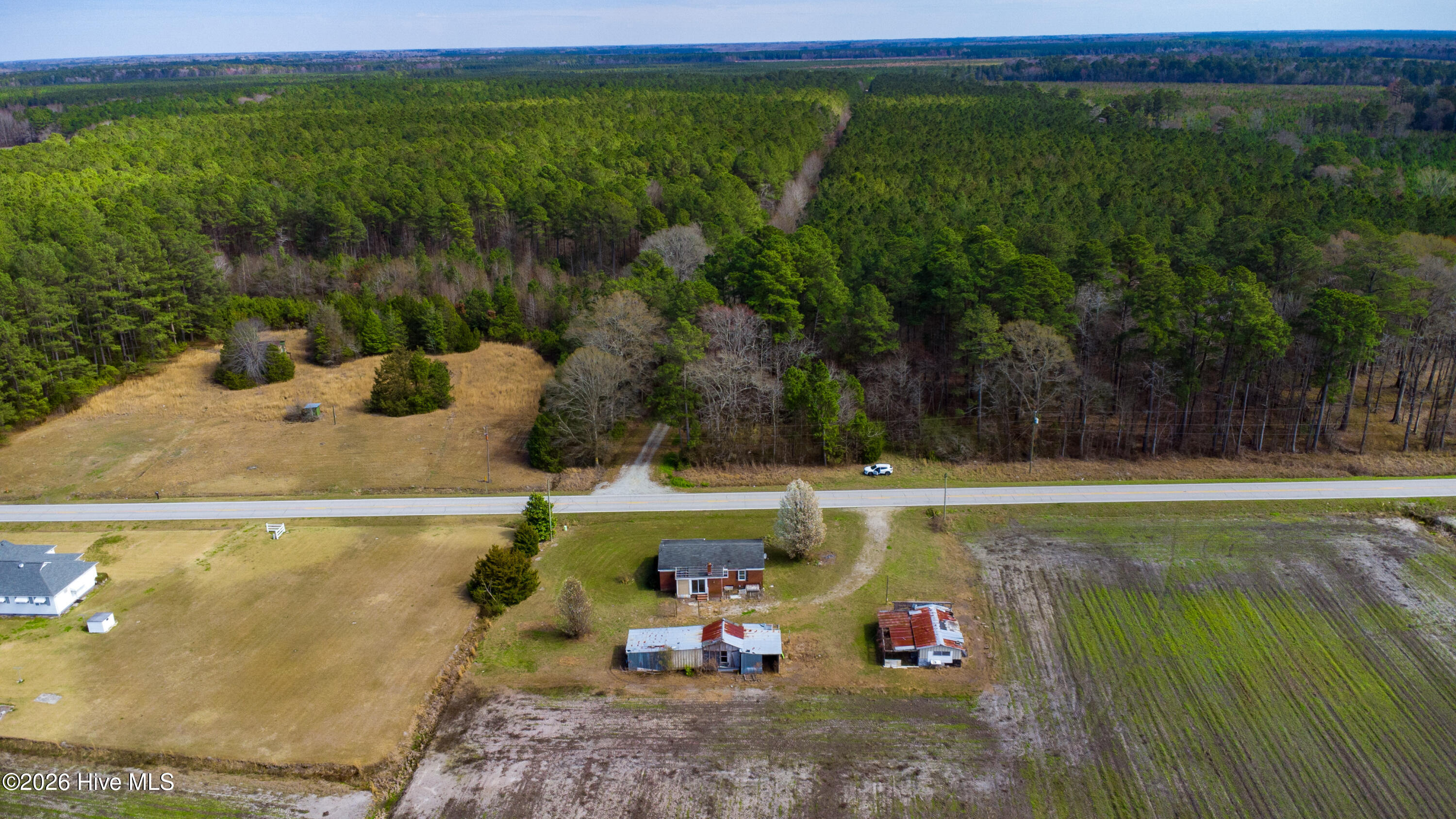 main property photo 32