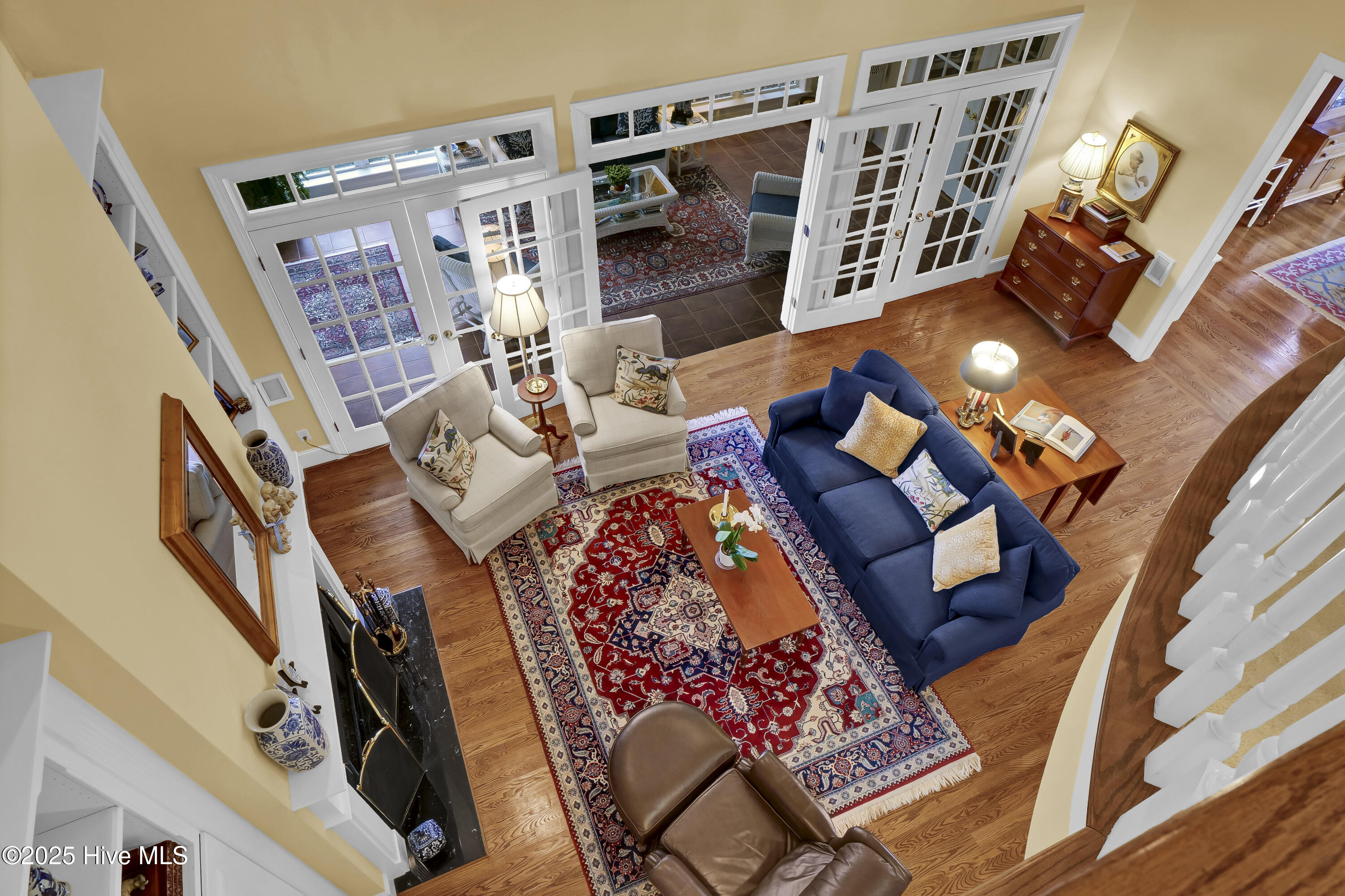 main property photo 32