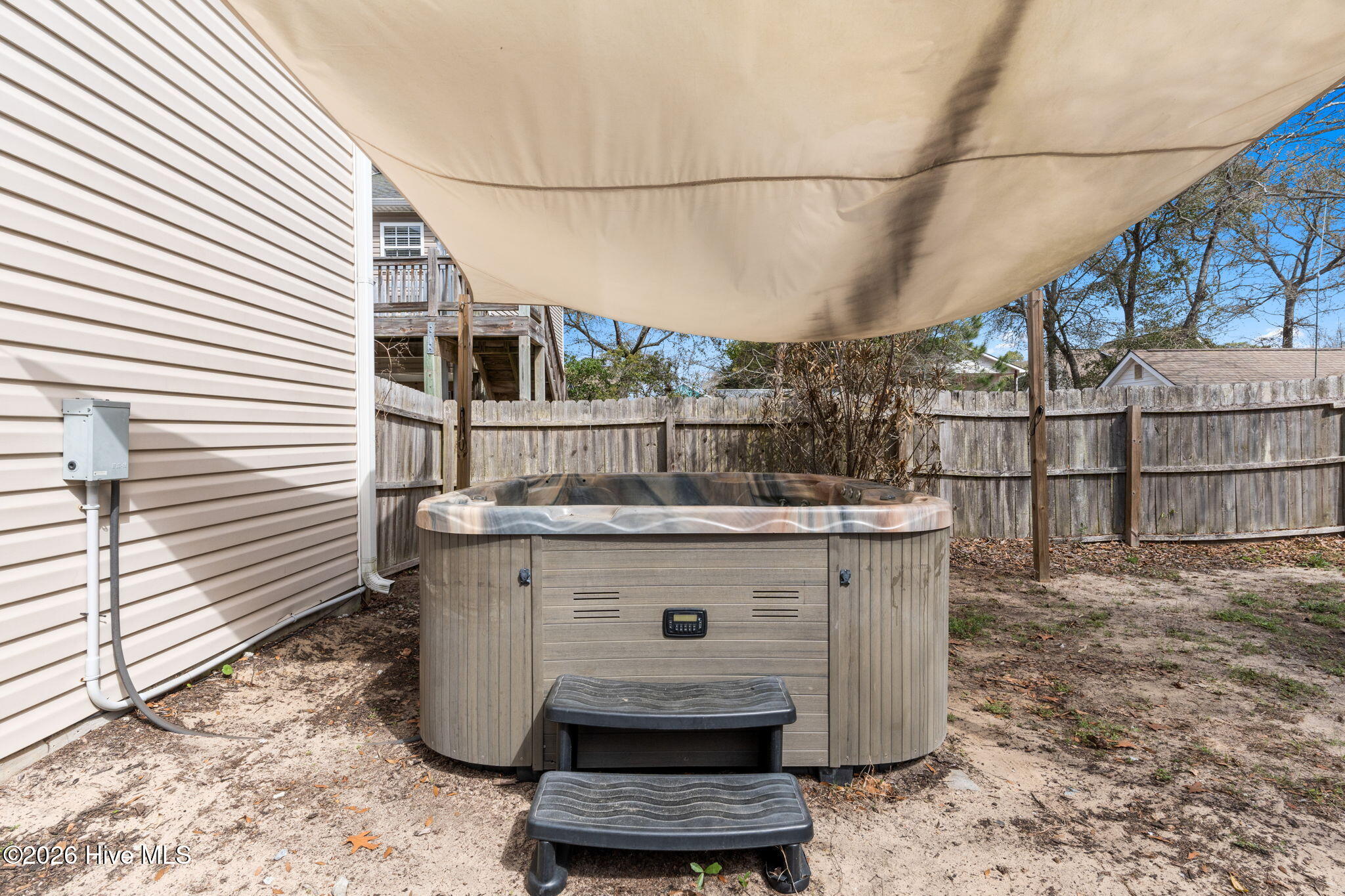 main property photo 41
