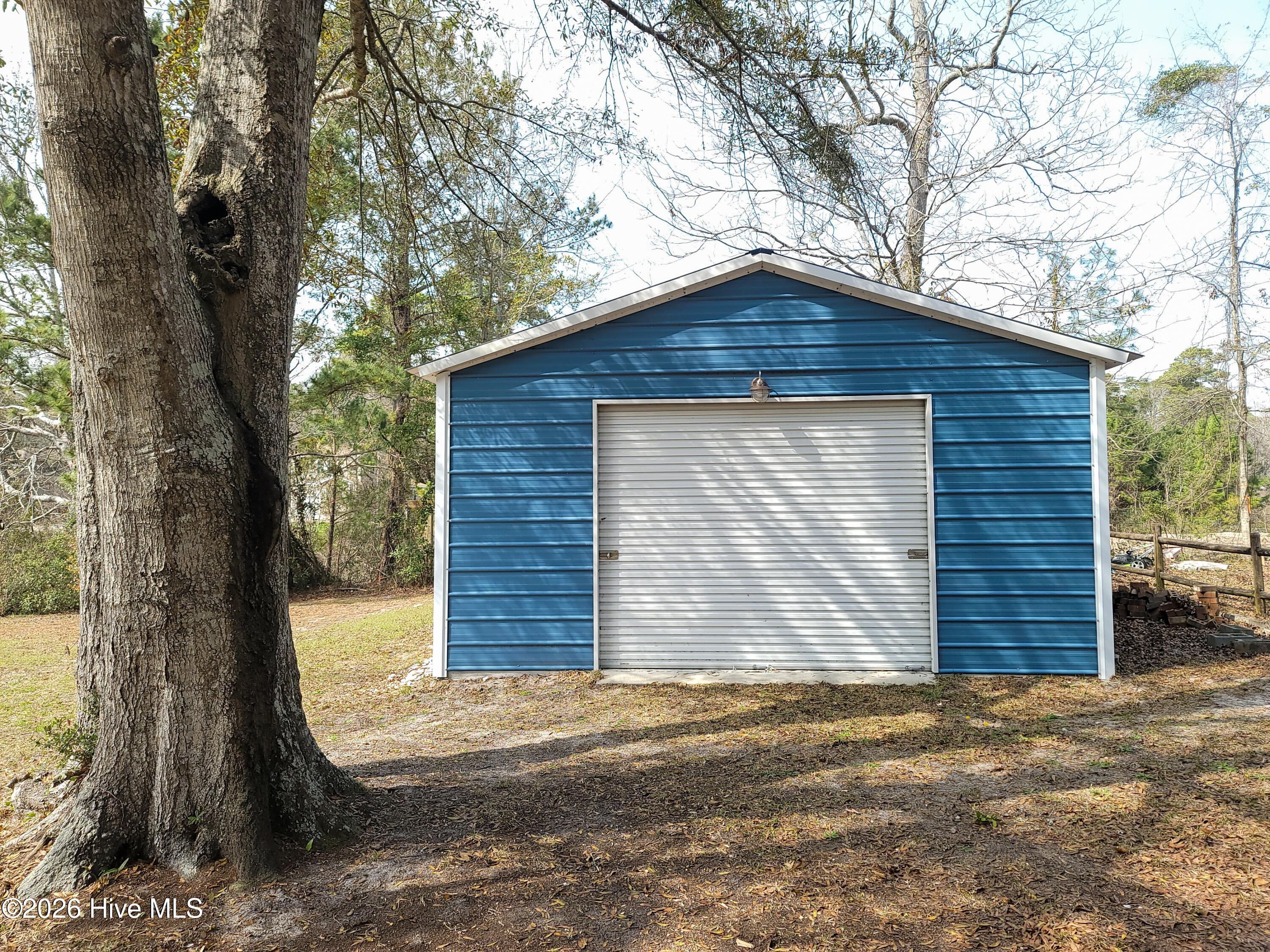 main property photo 12