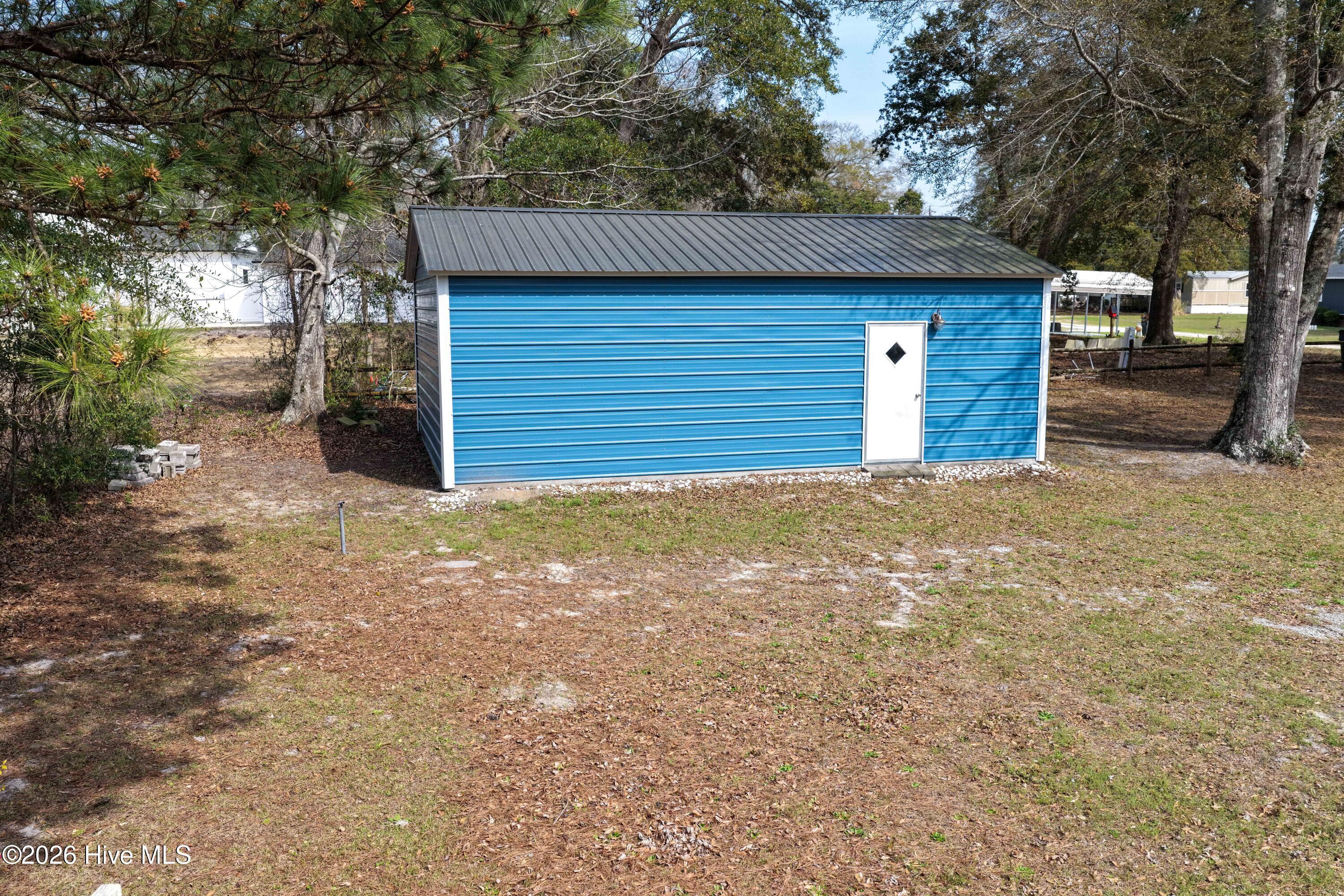 main property photo 14