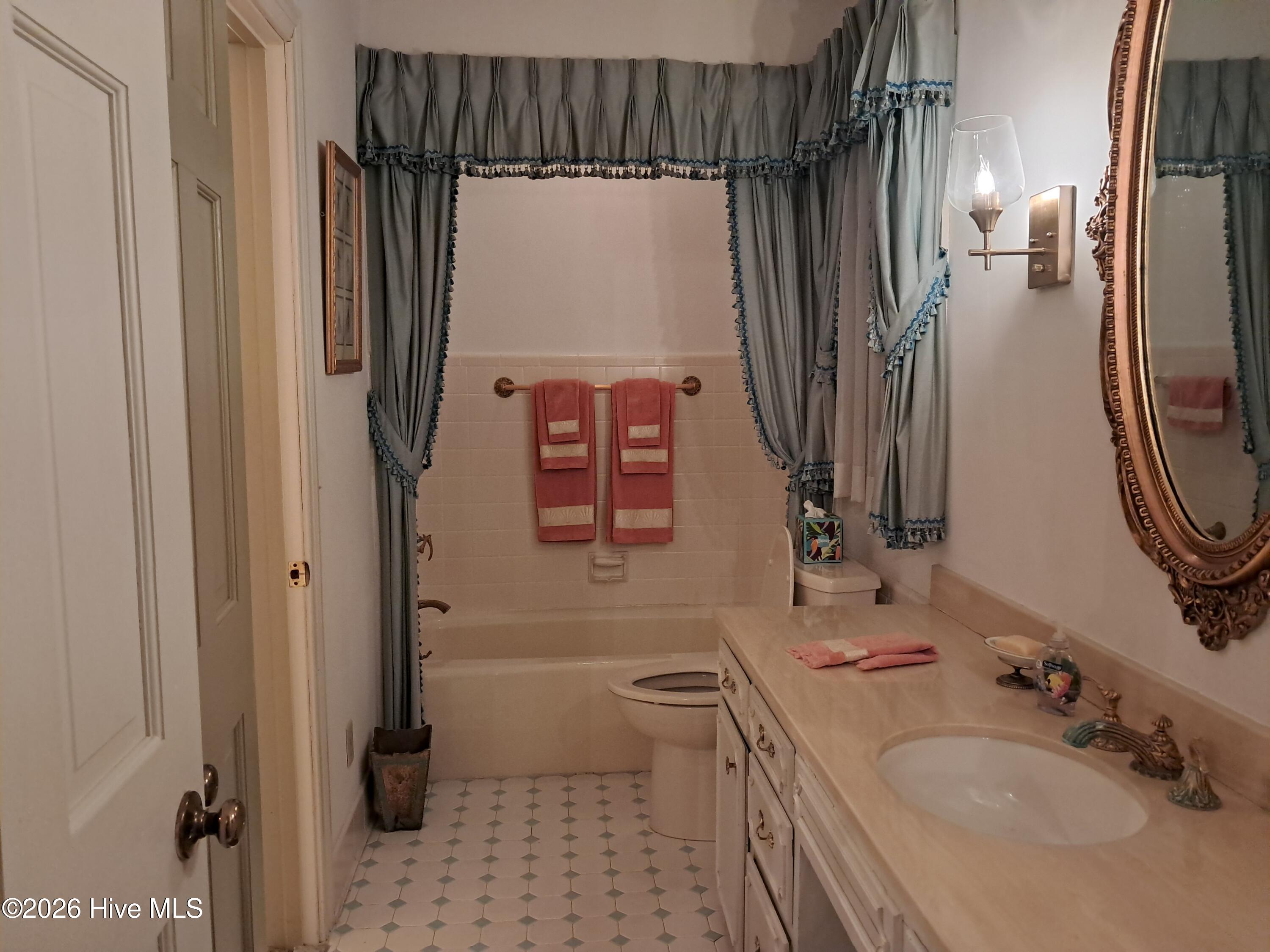 main property photo 21