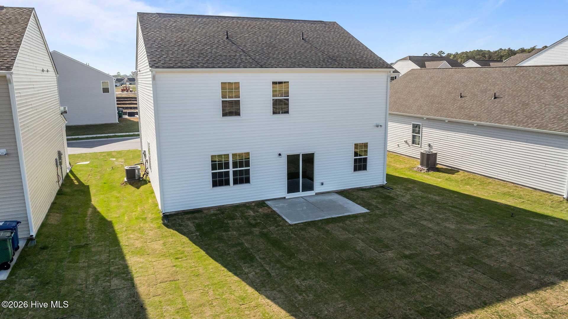 main property photo 23
