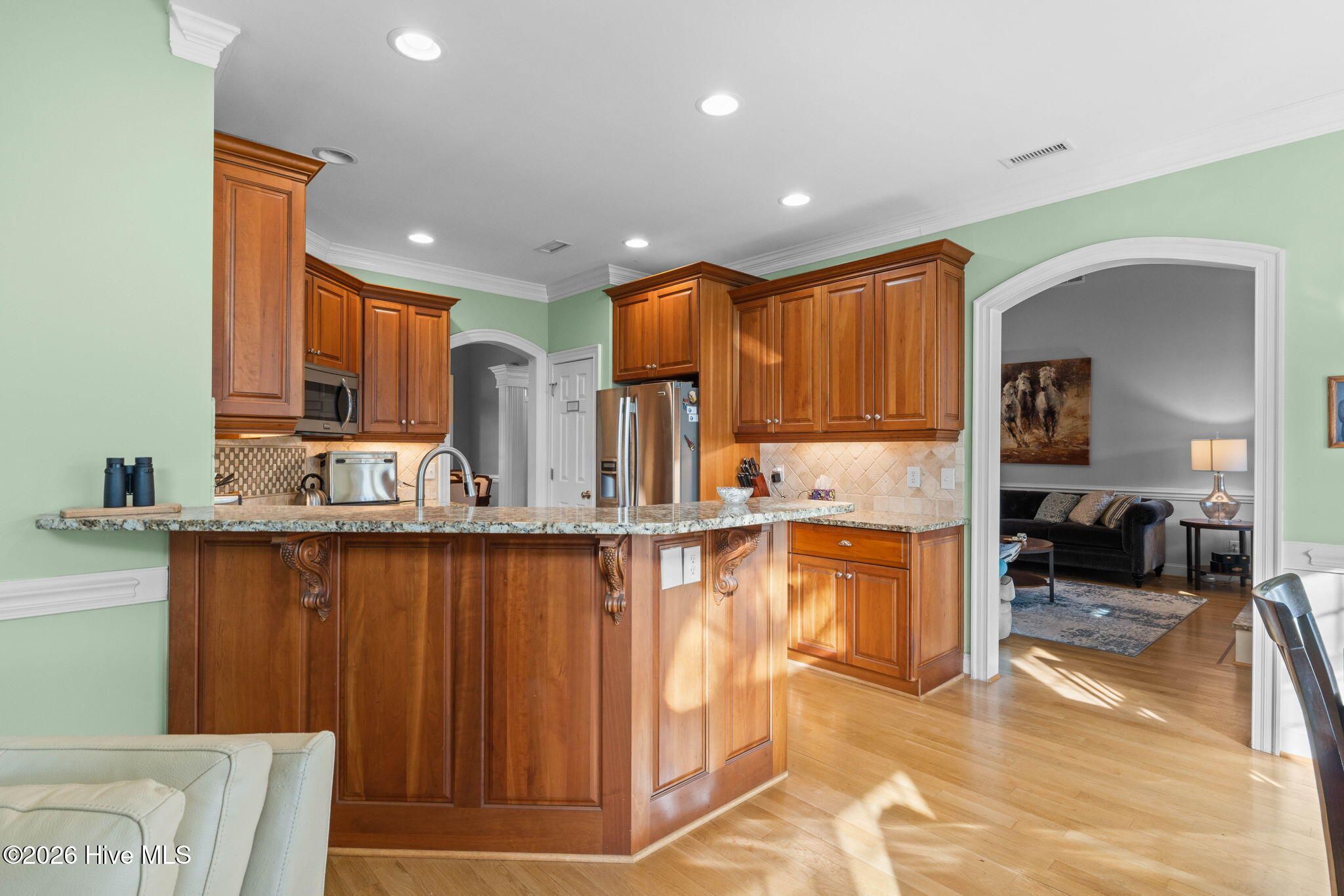 main property photo 11