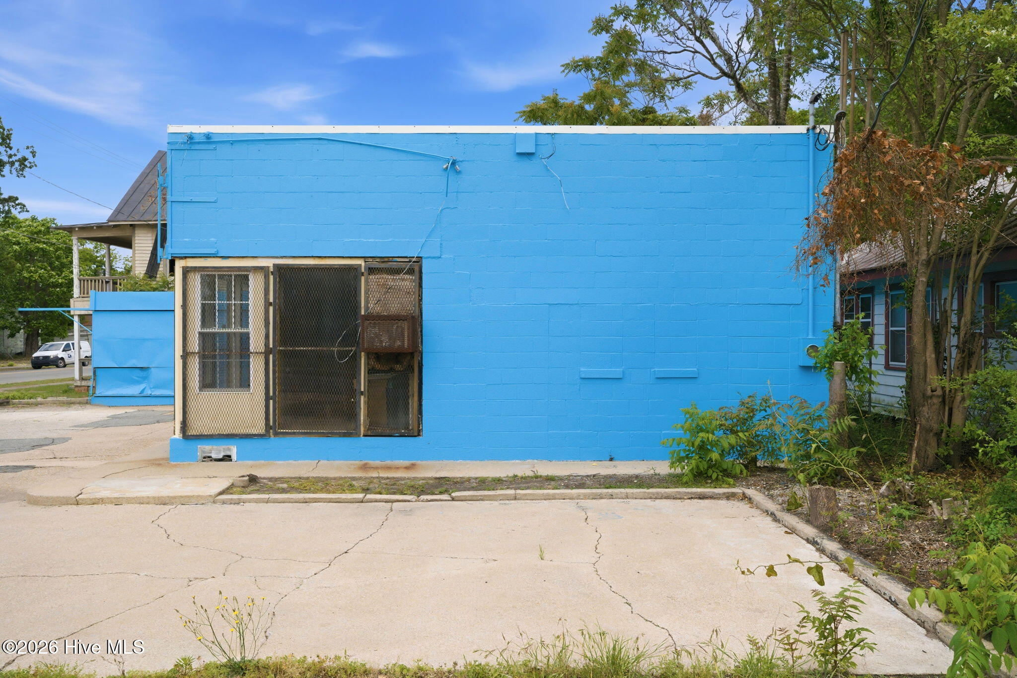 main property photo 18