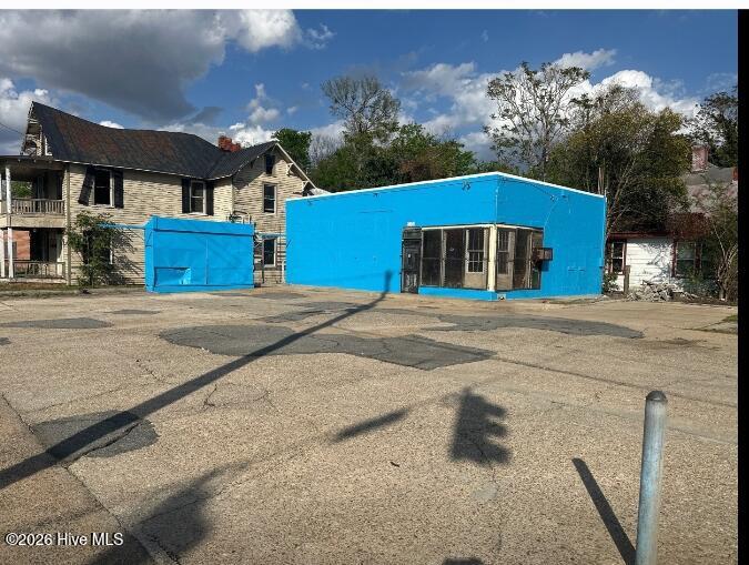main property photo 2