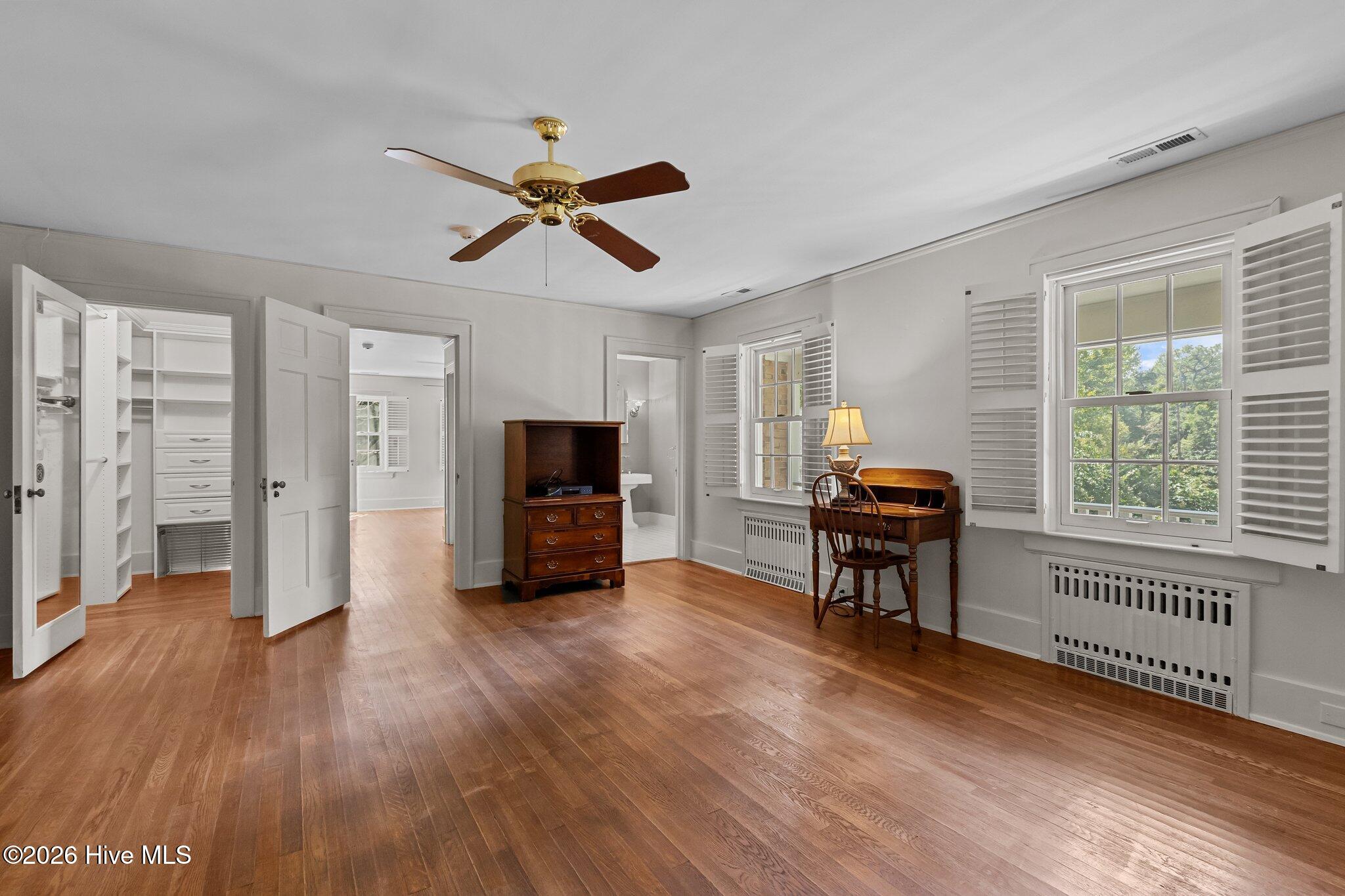 main property photo 59