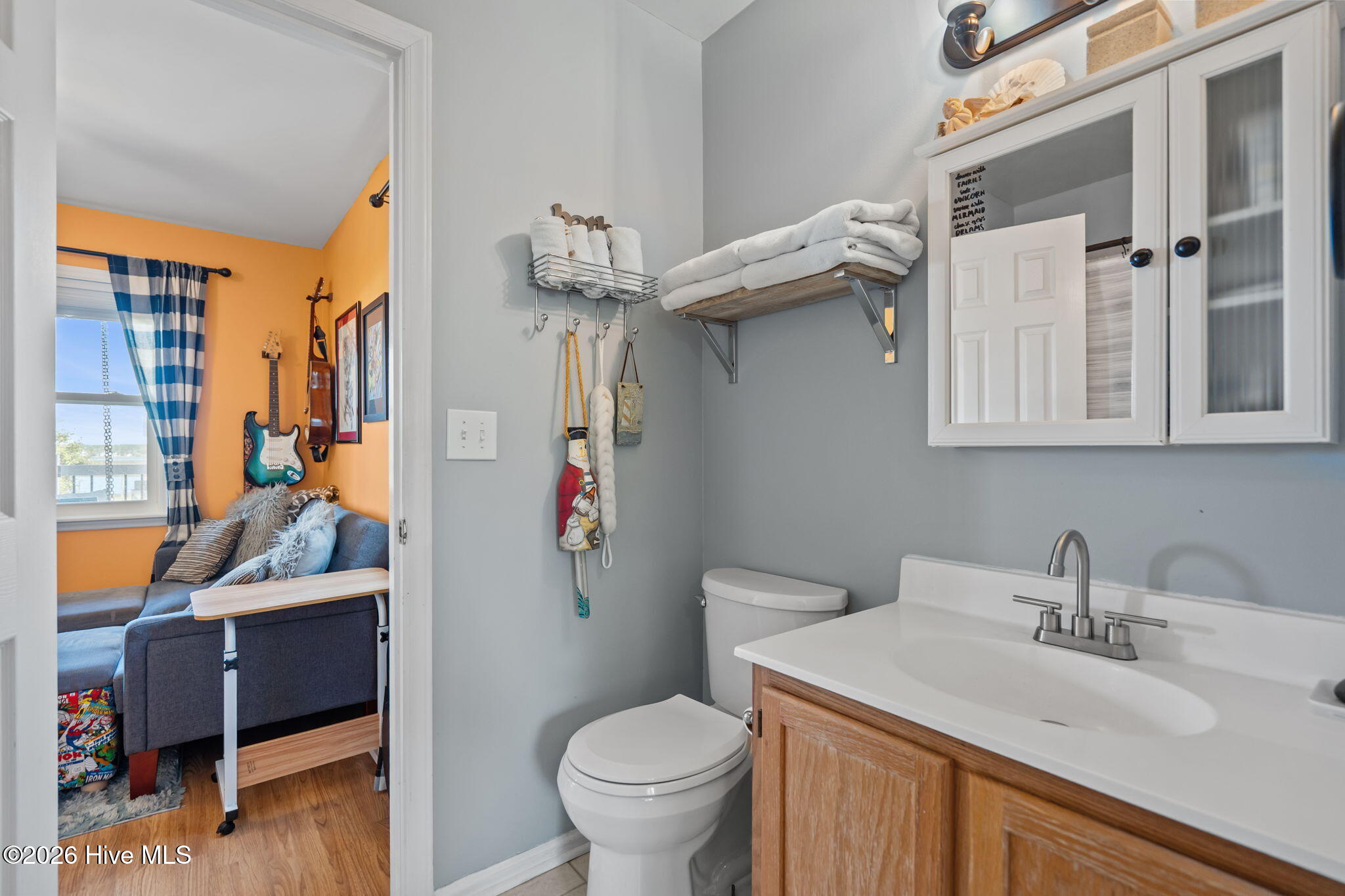 main property photo 23