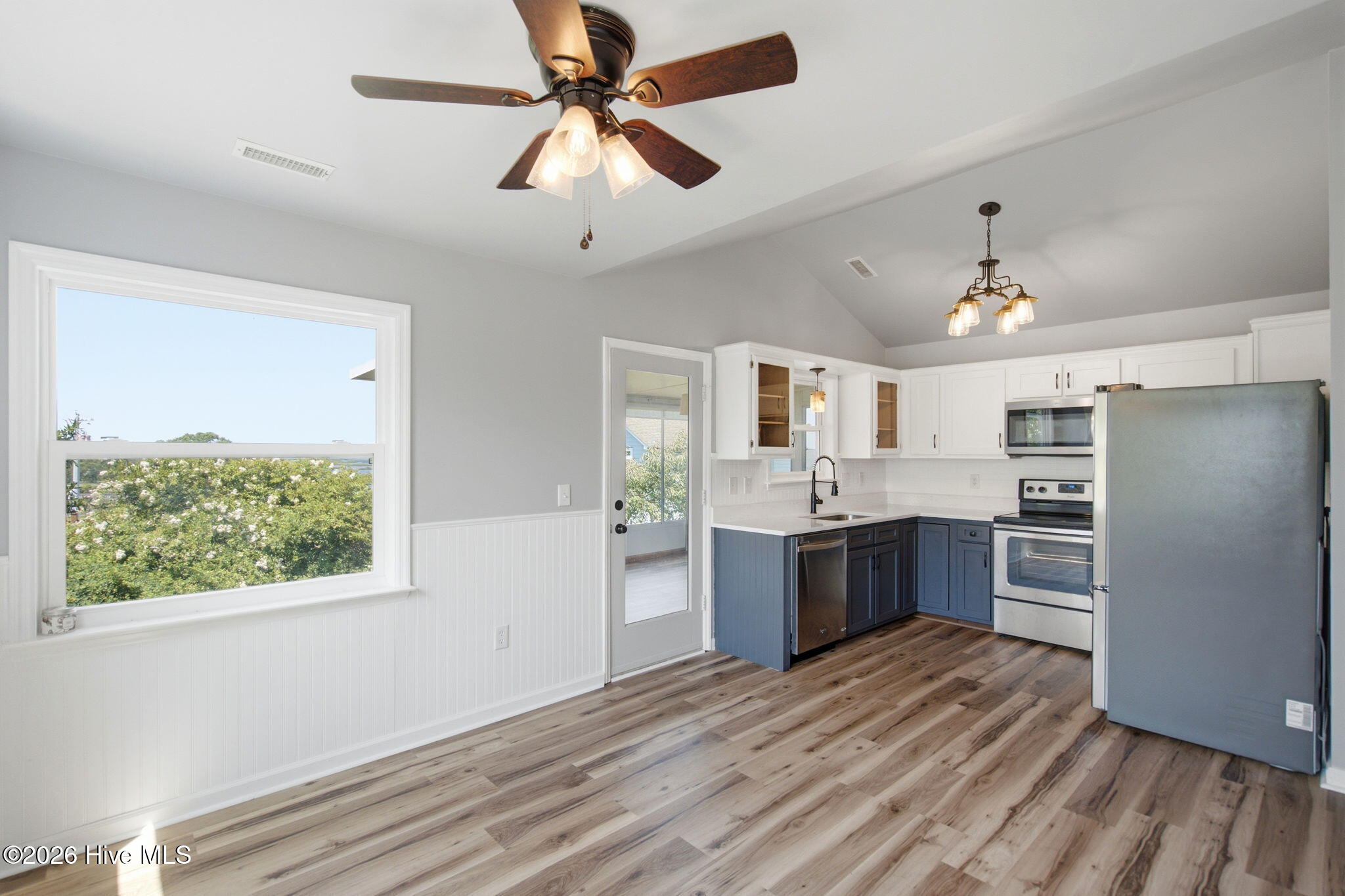 main property photo 76
