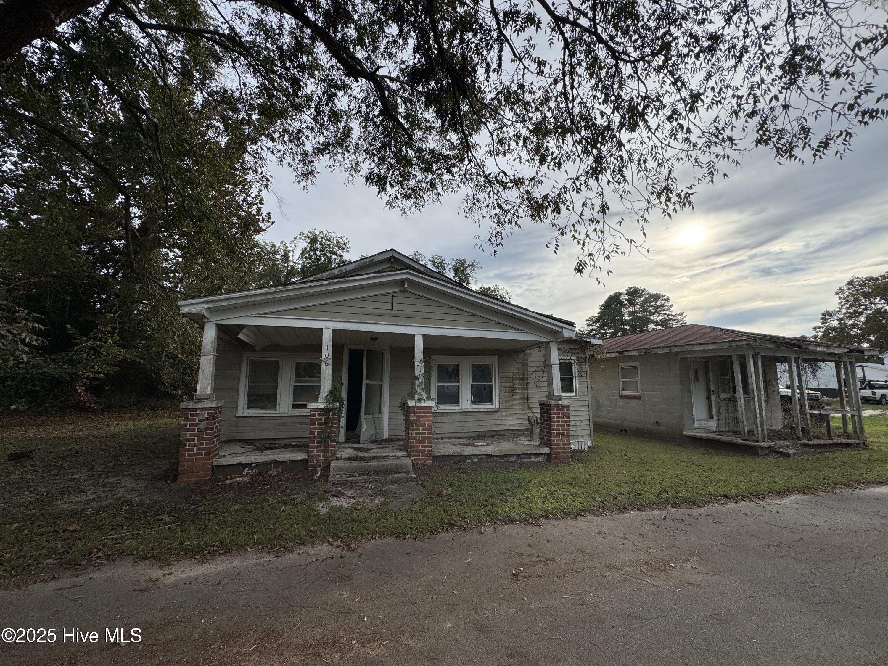 main property photo 2