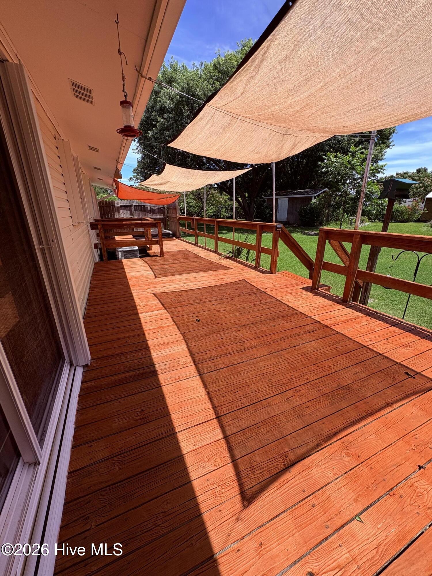main property photo 18