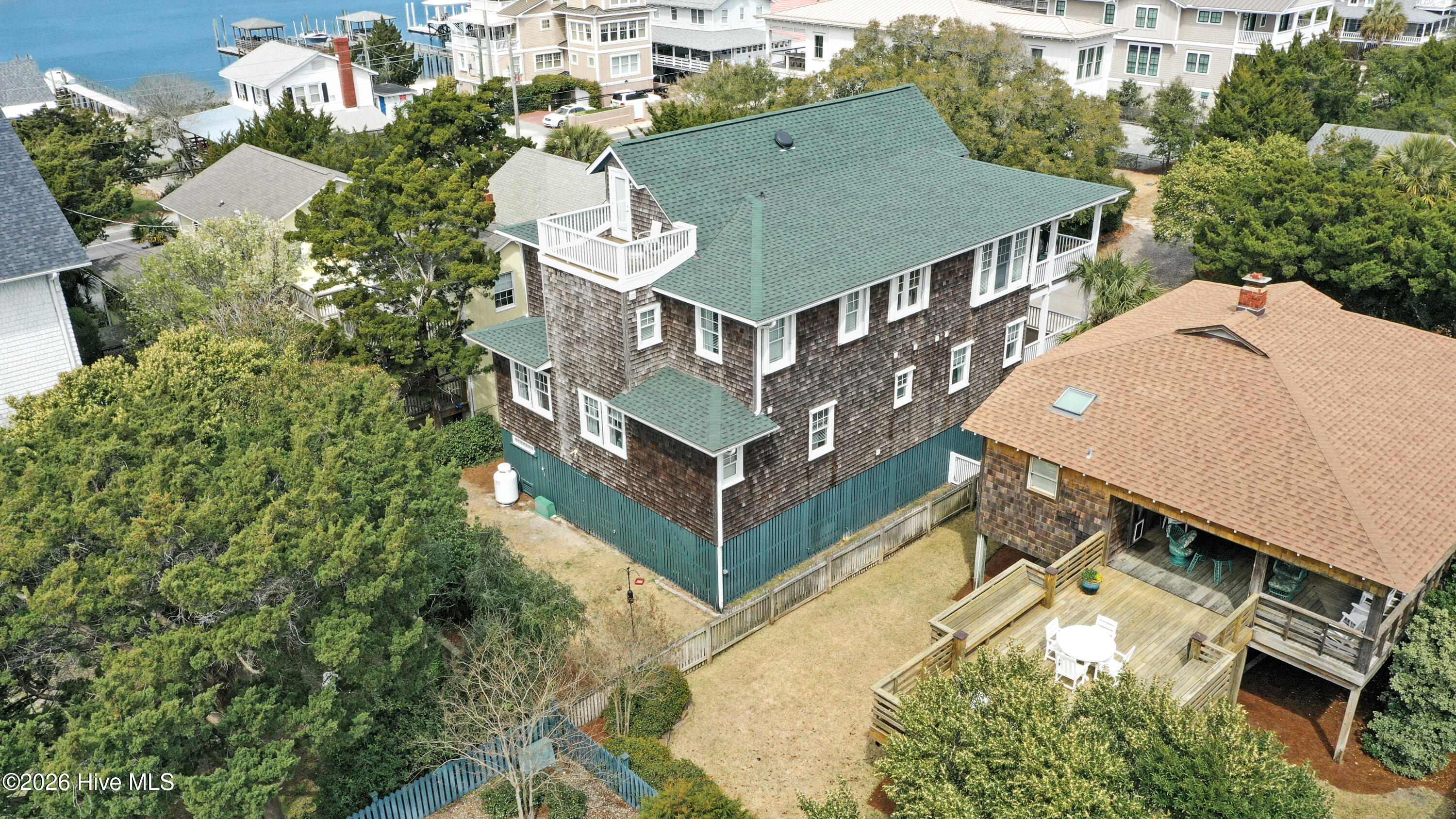 main property photo 65