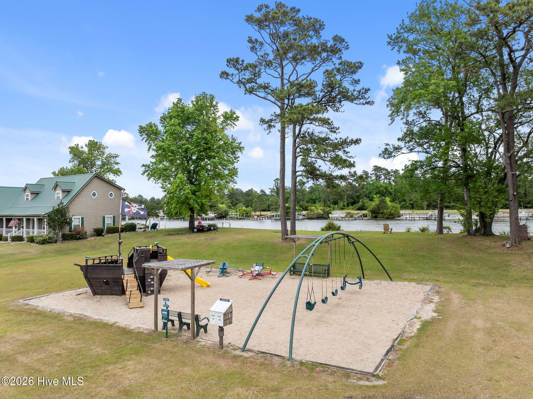 main property photo 59