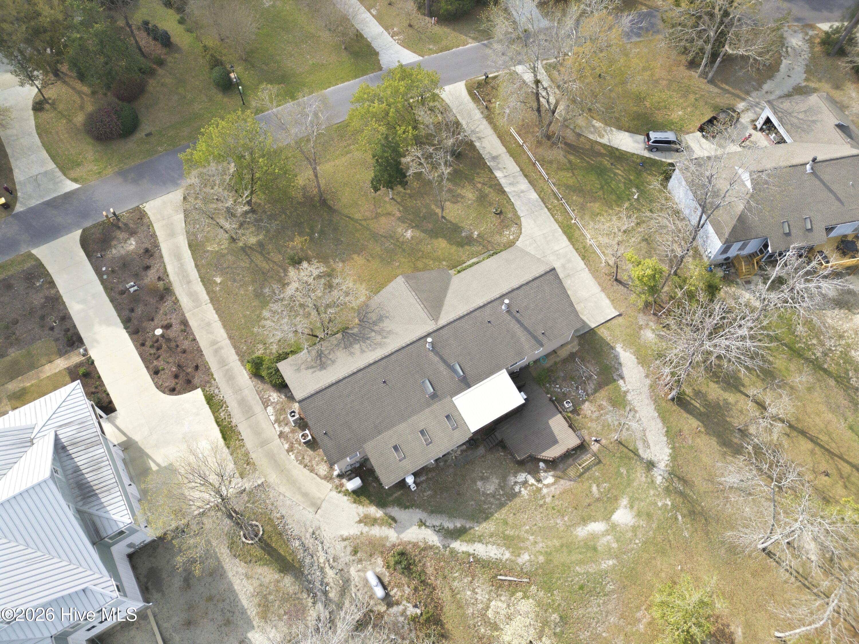 main property photo 34
