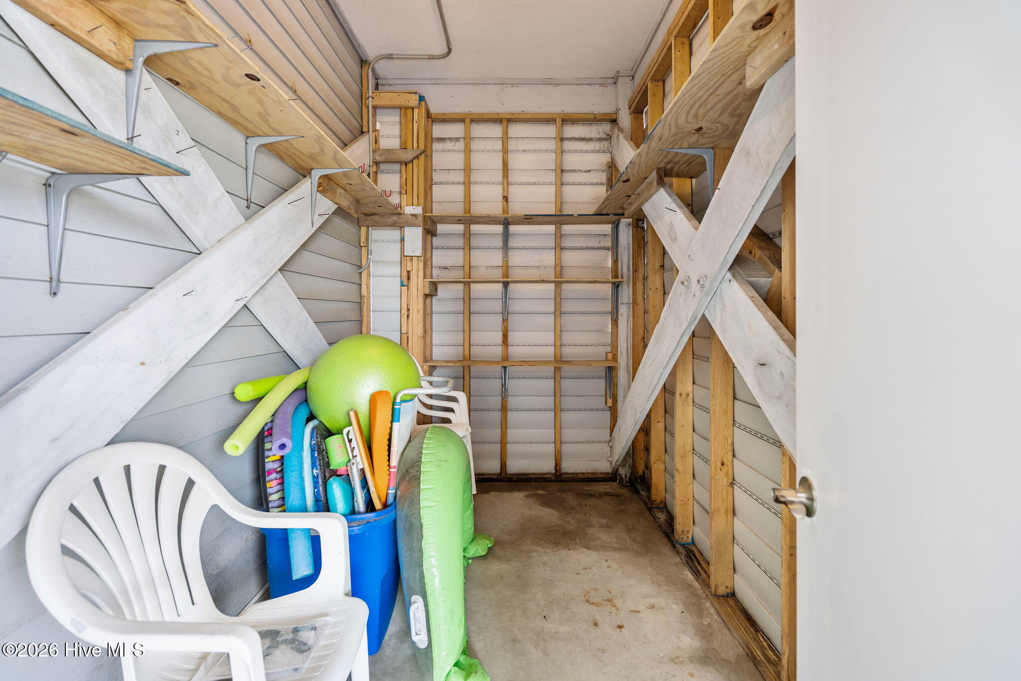 main property photo 57