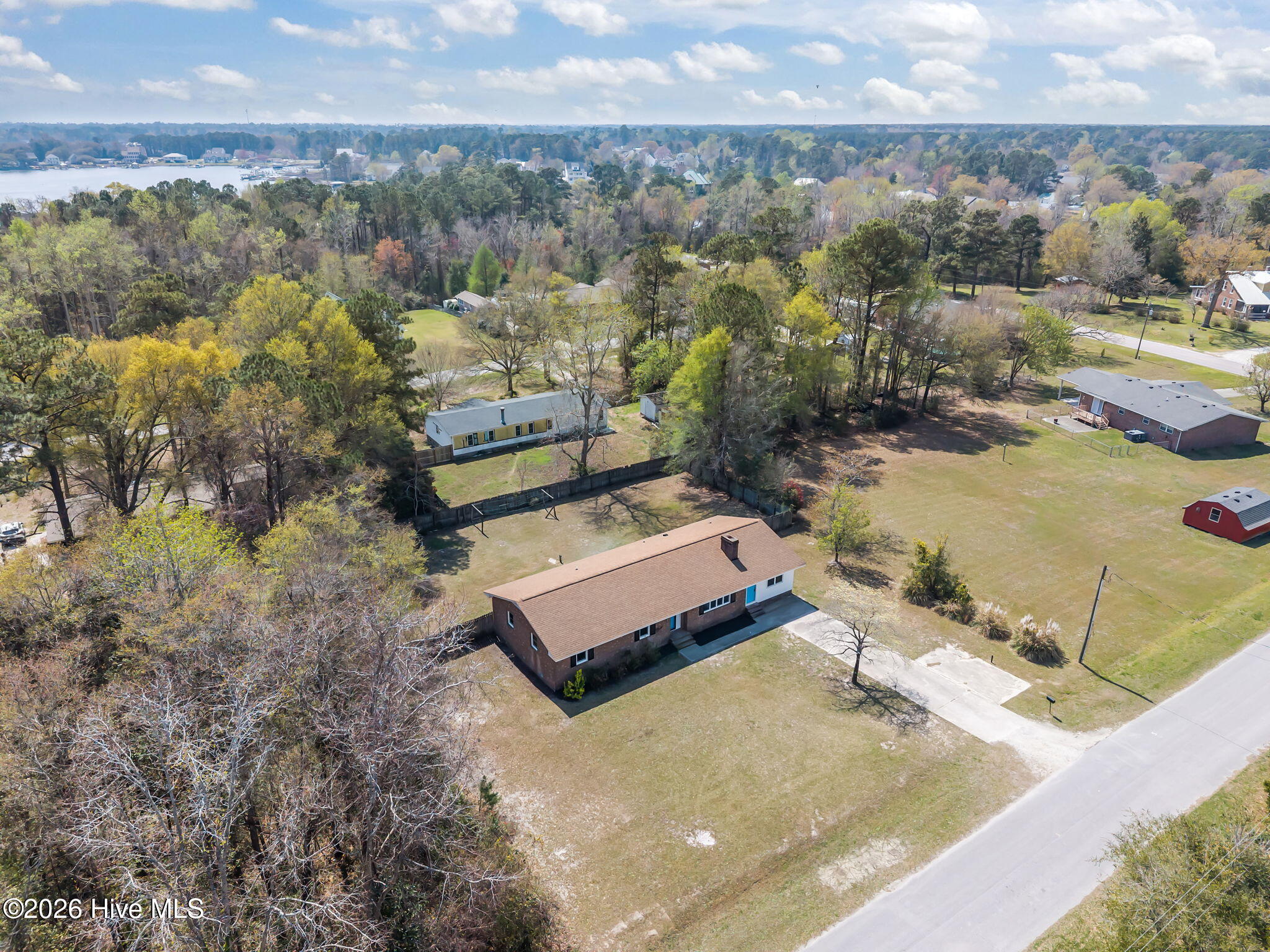 main property photo 35