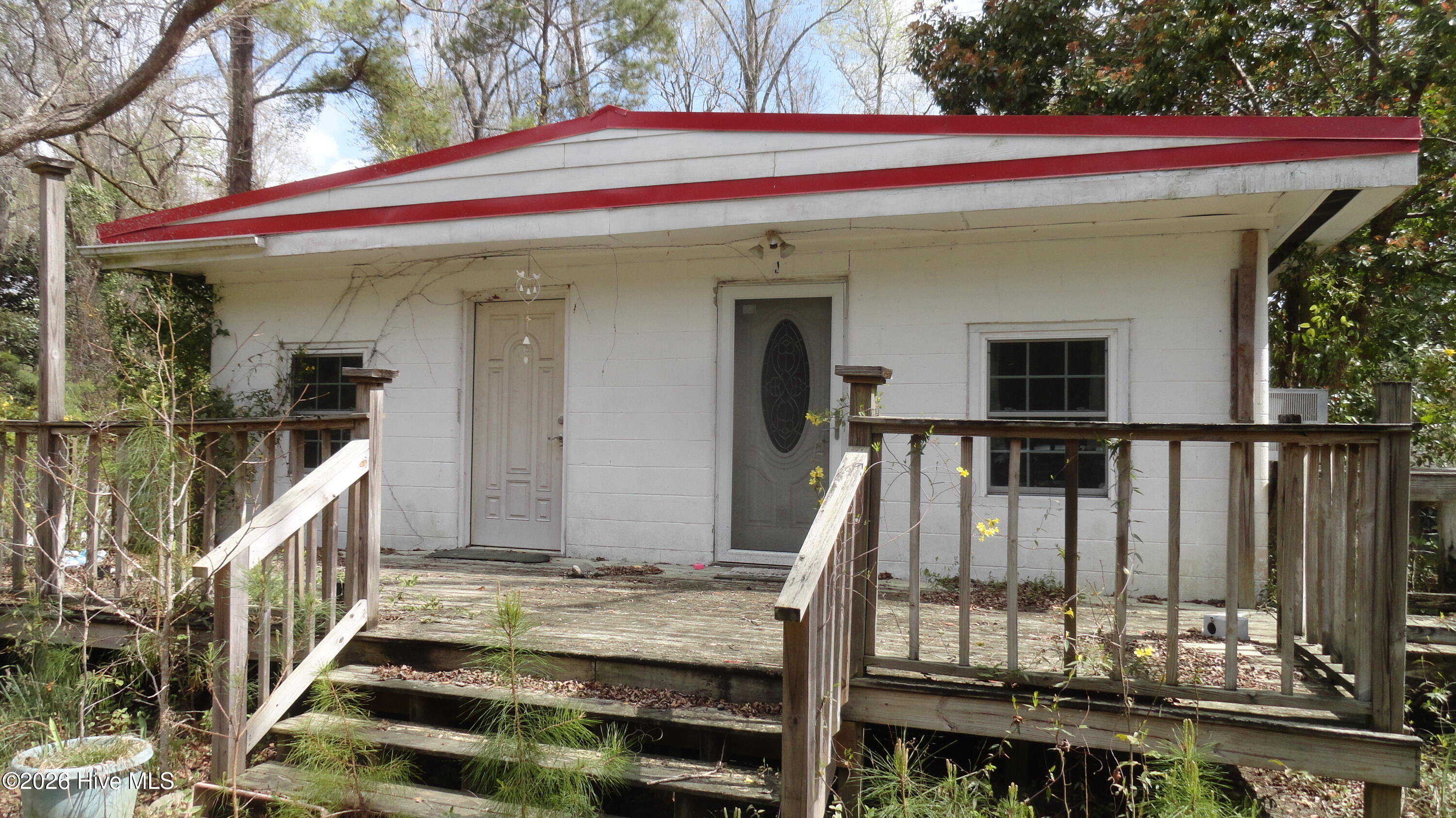 main property photo 16