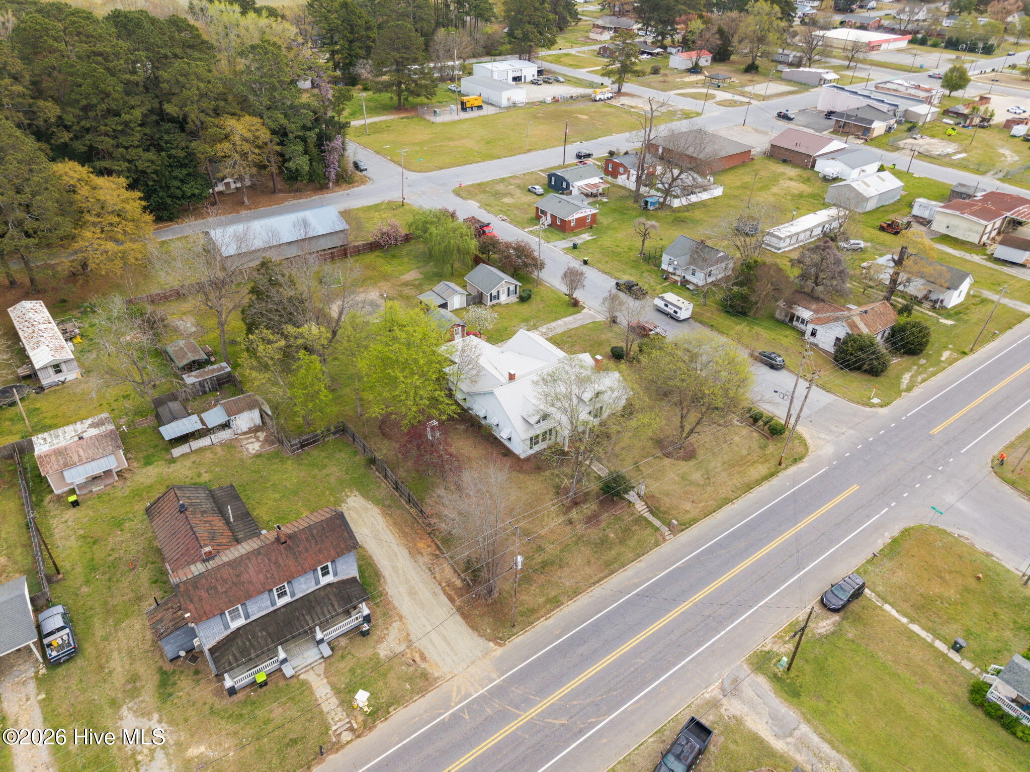 main property photo 43