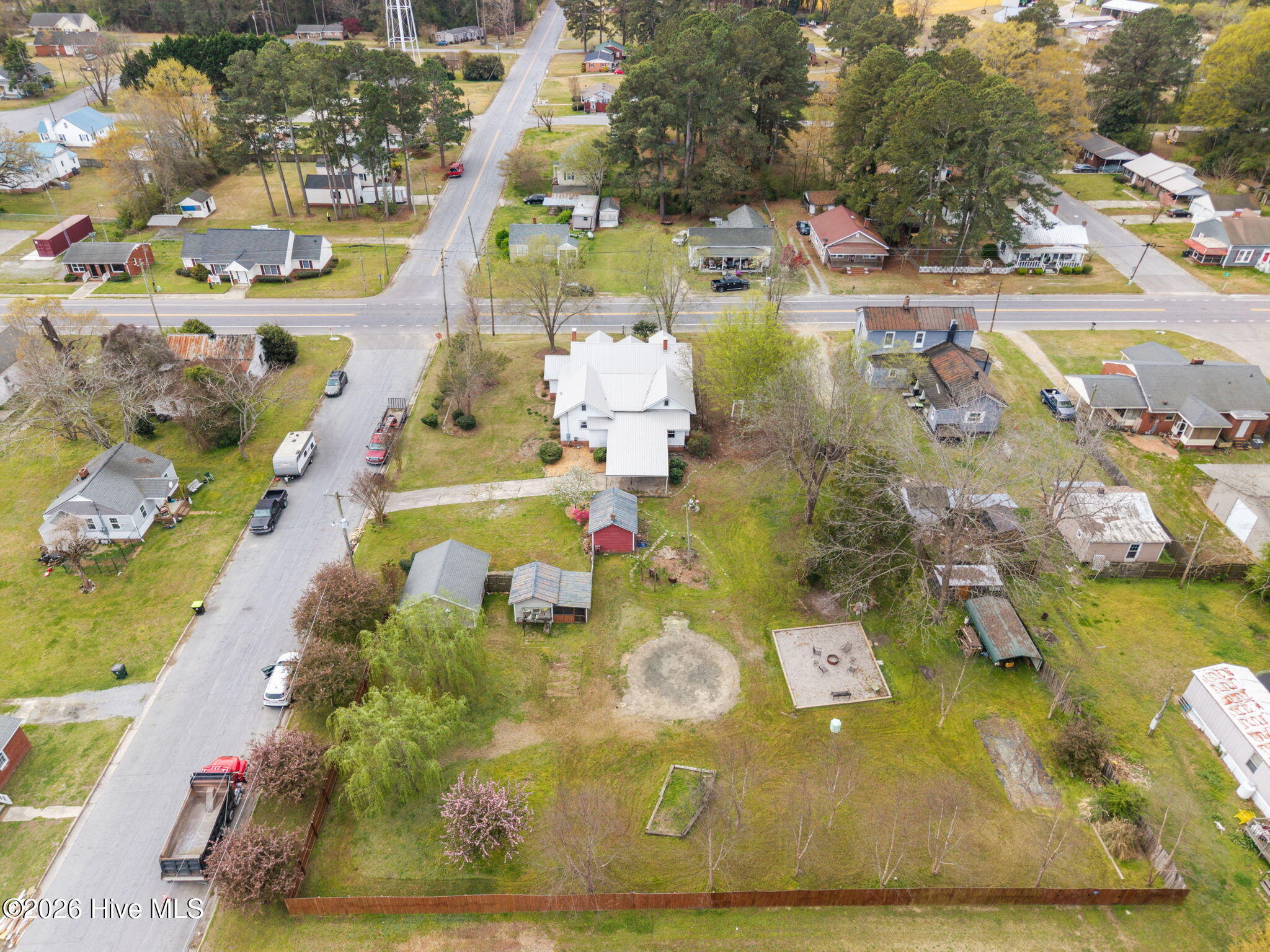 main property photo 44