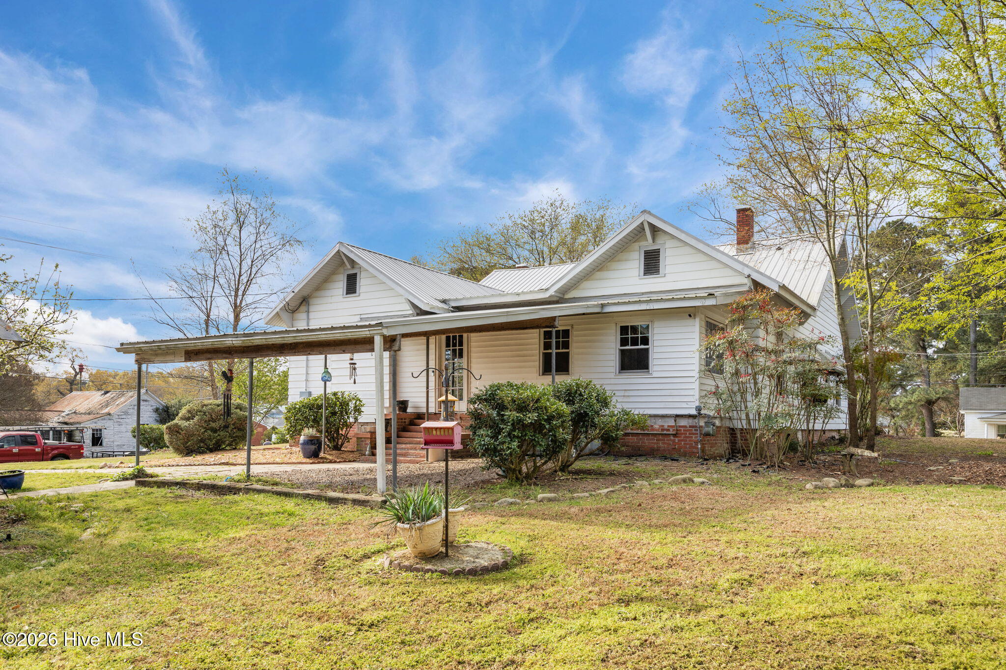 main property photo 51