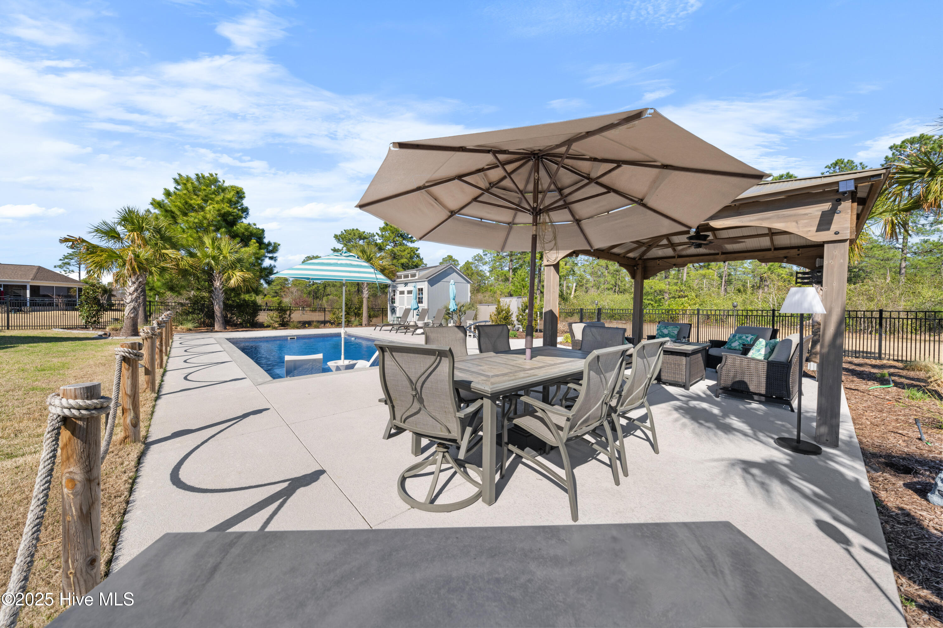 main property photo 46