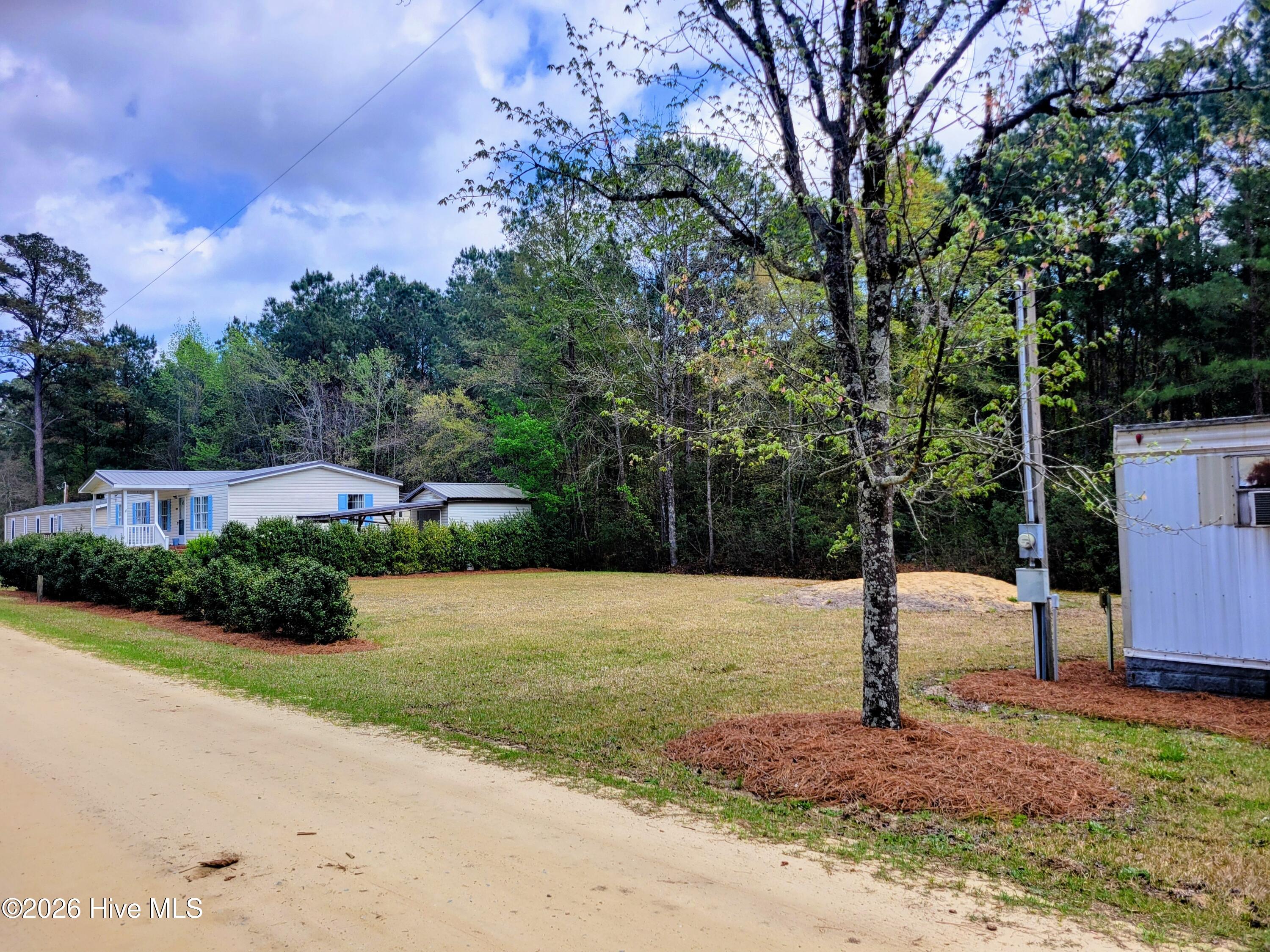 main property photo 17