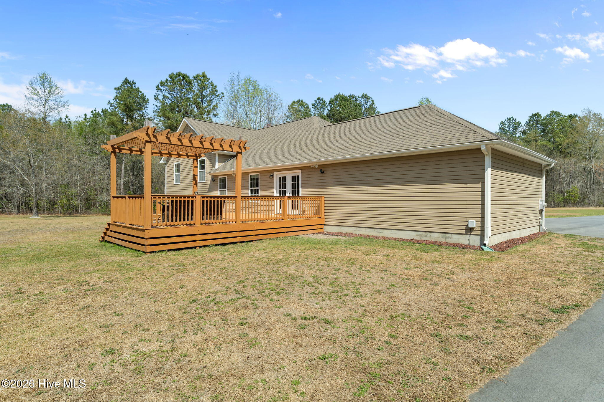main property photo 41