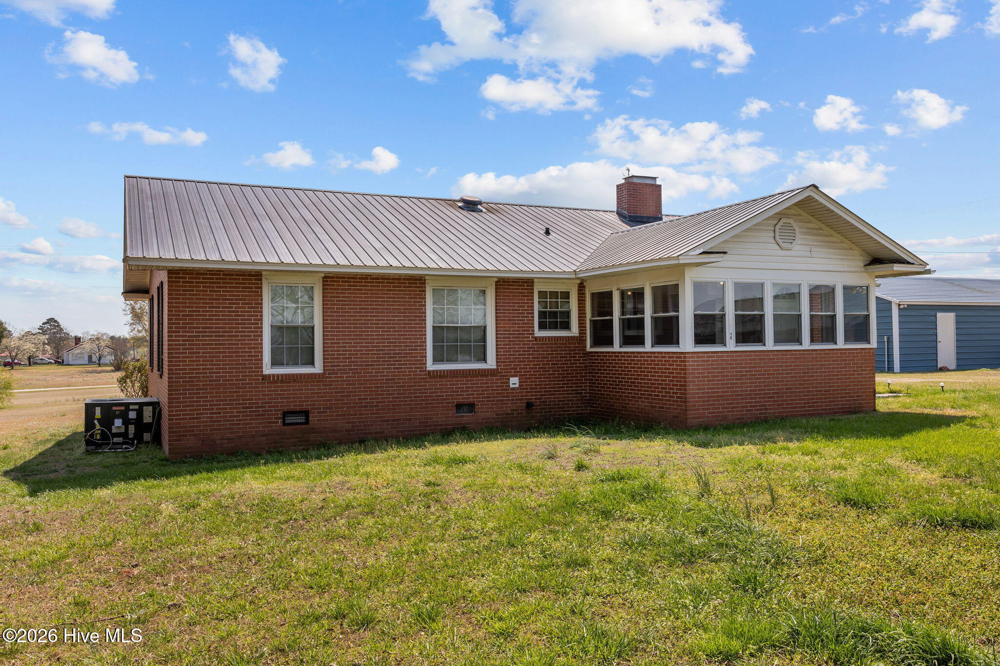 main property photo 31