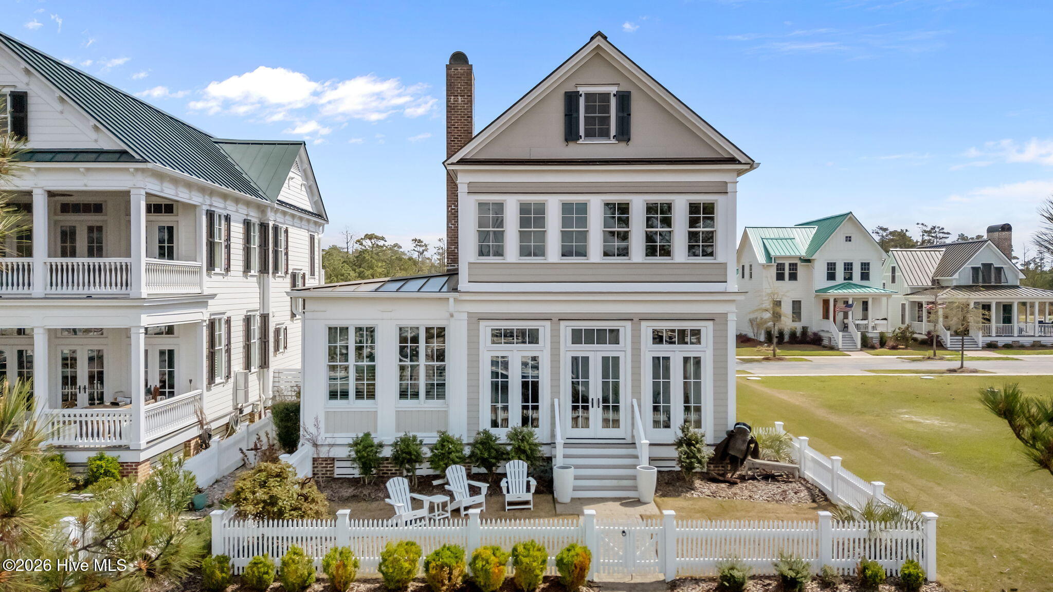 main property photo 32