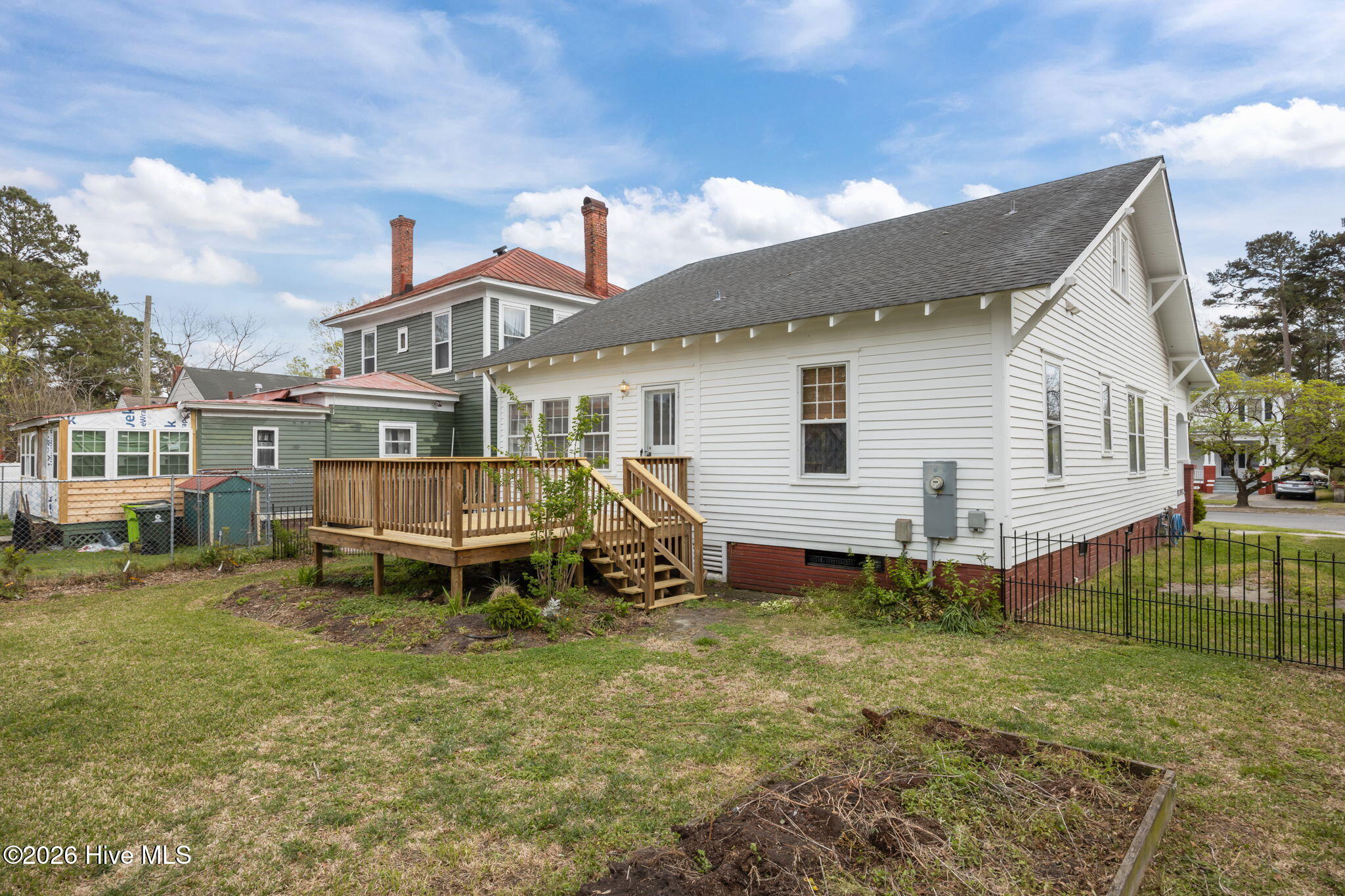 main property photo 46