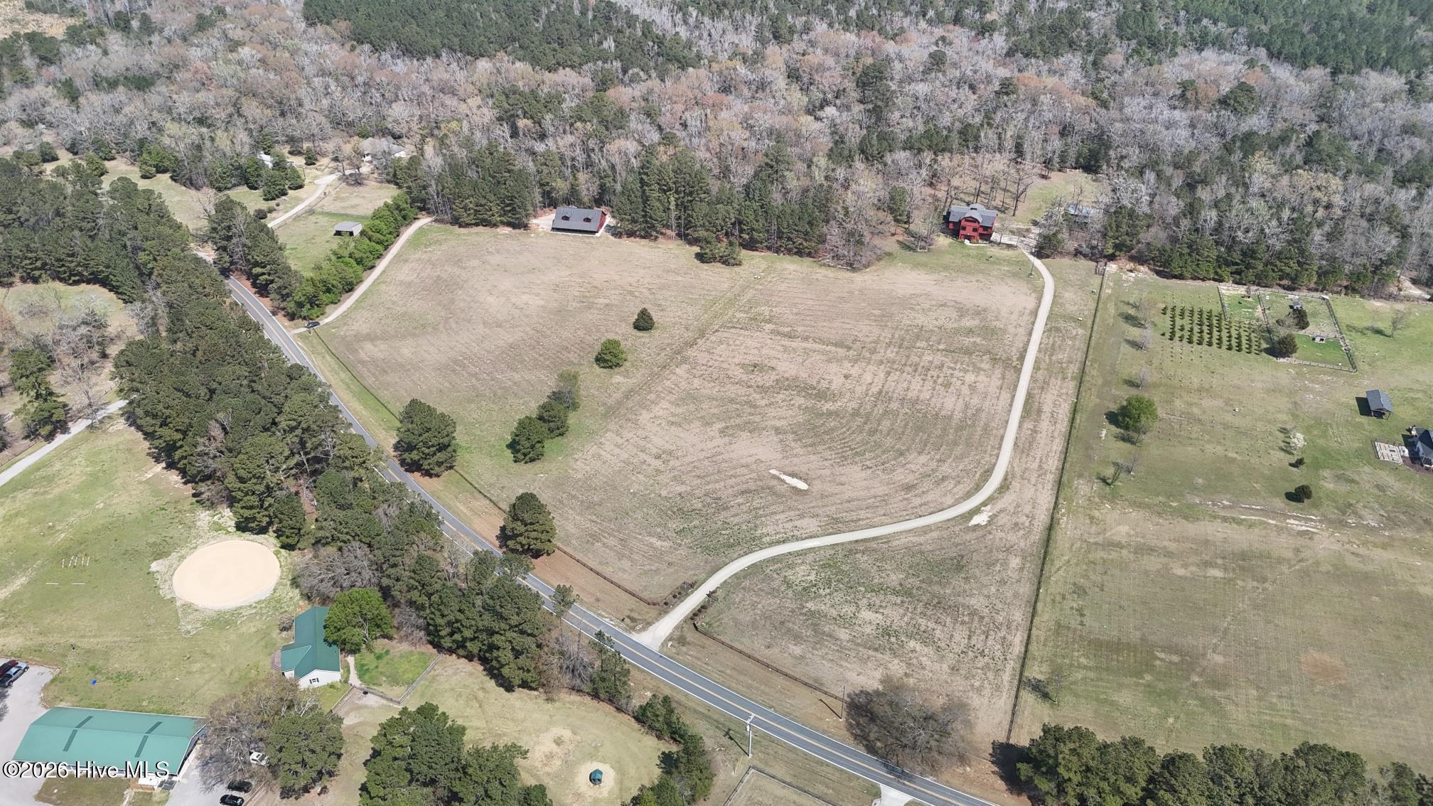 main property photo 3