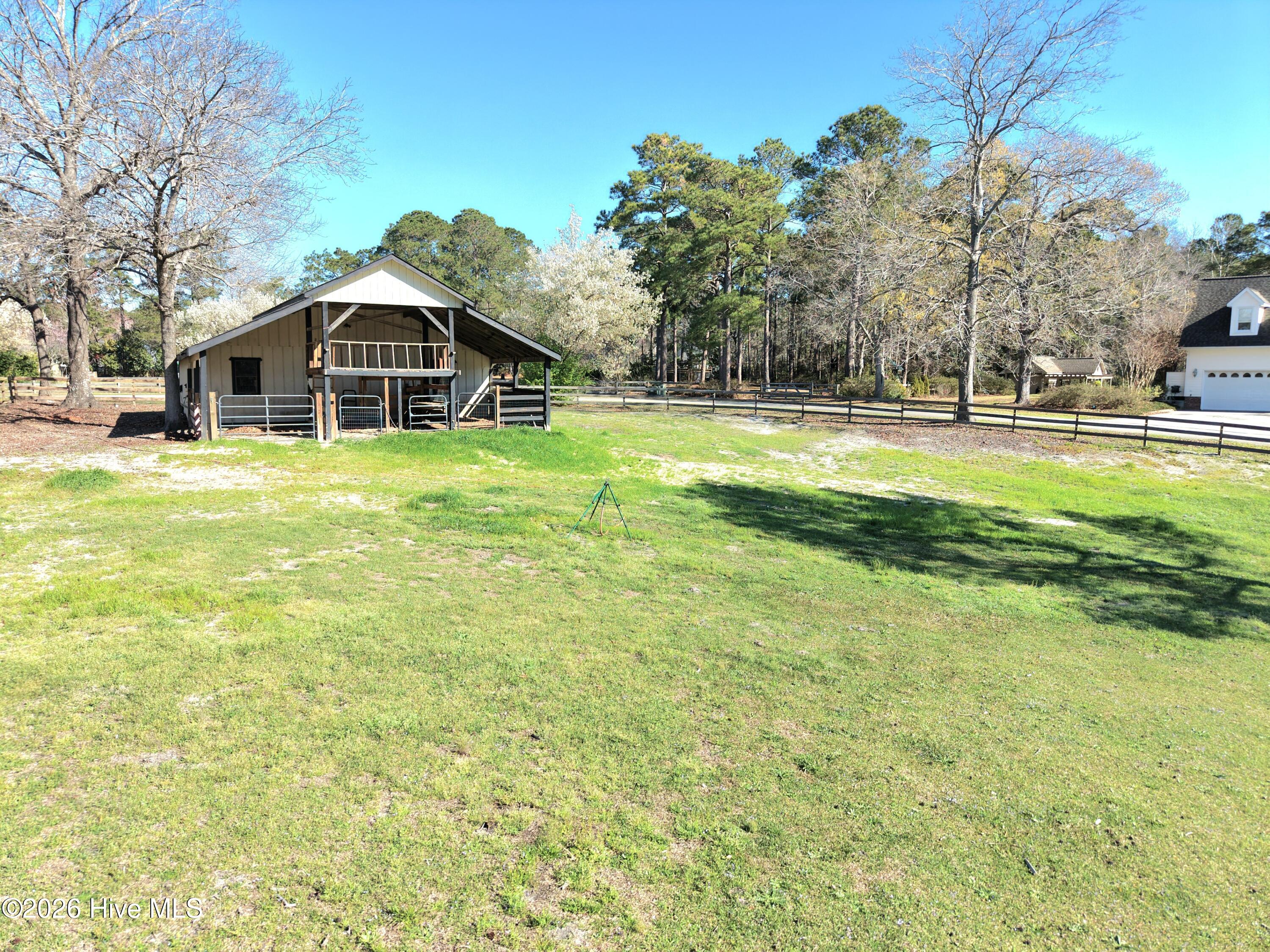 main property photo 34