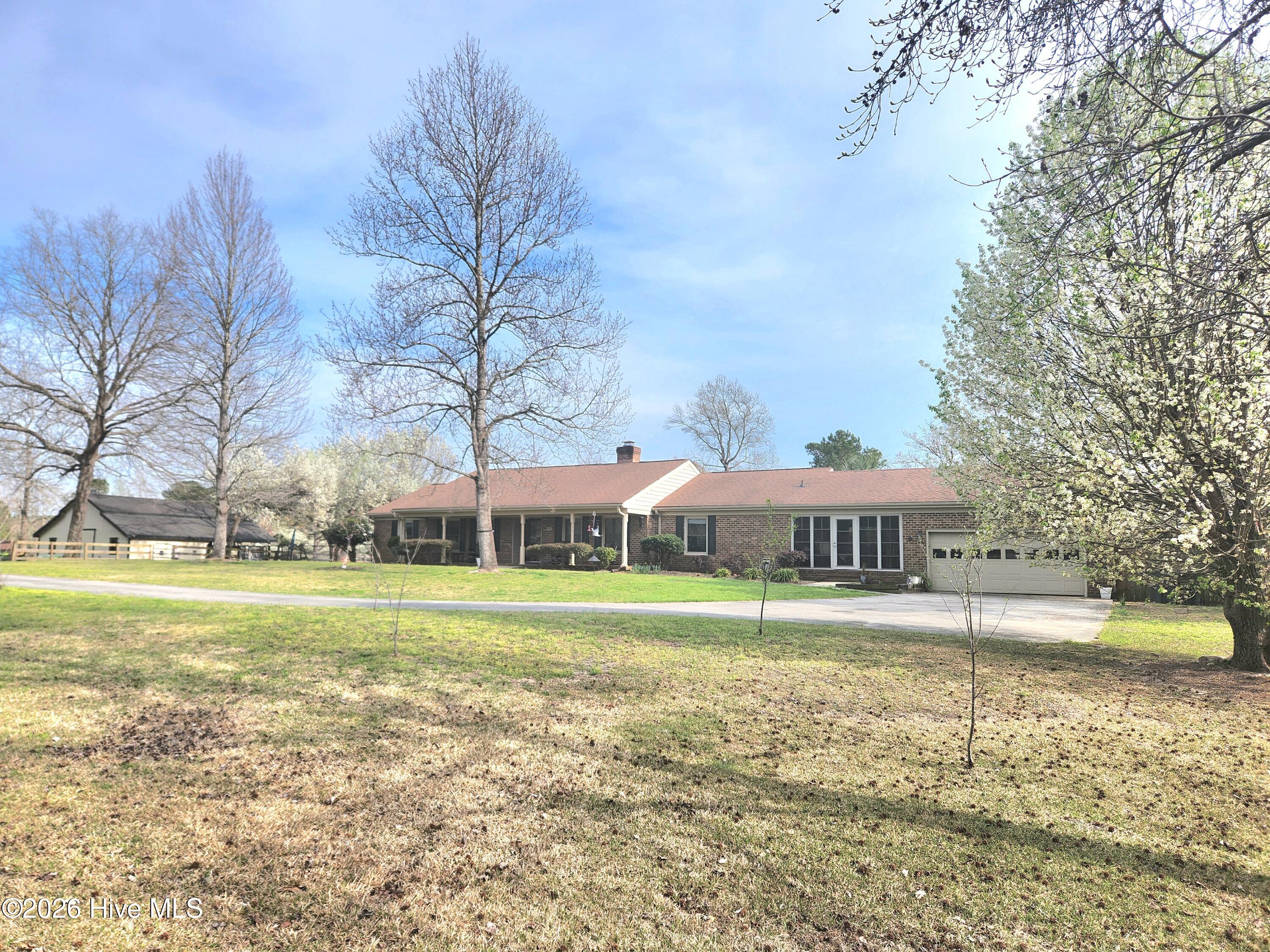 main property photo 43