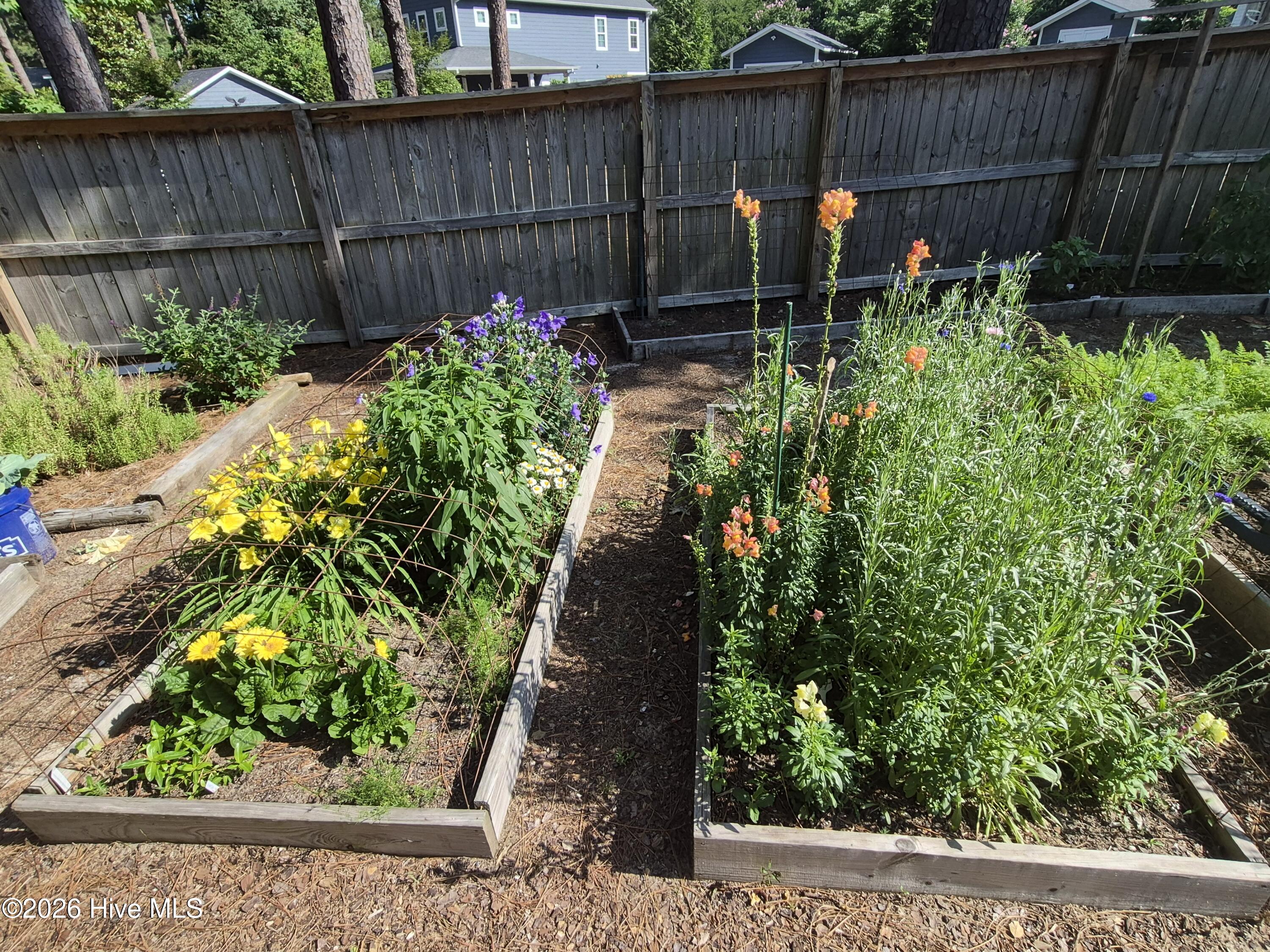 main property photo 111
