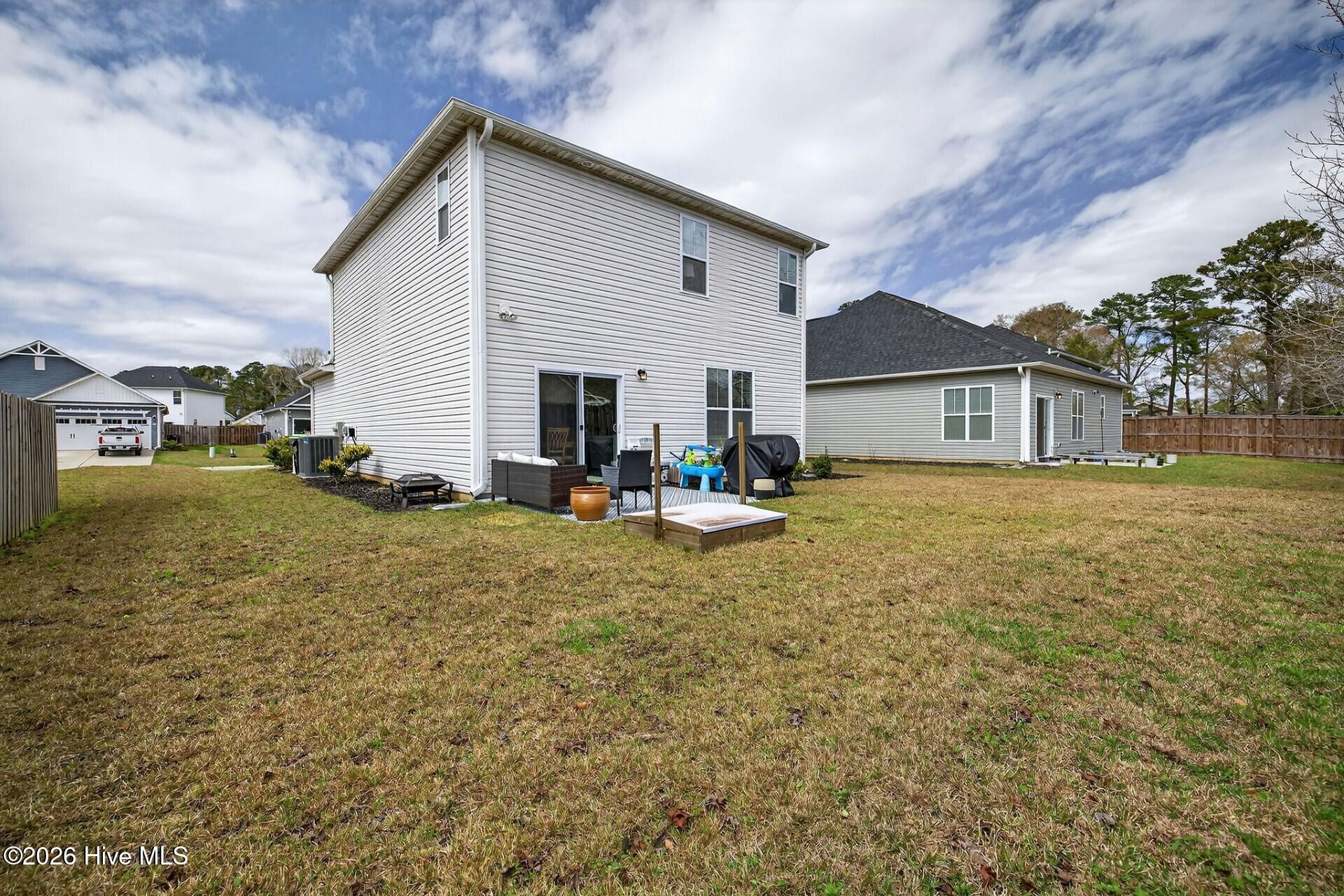 main property photo 30