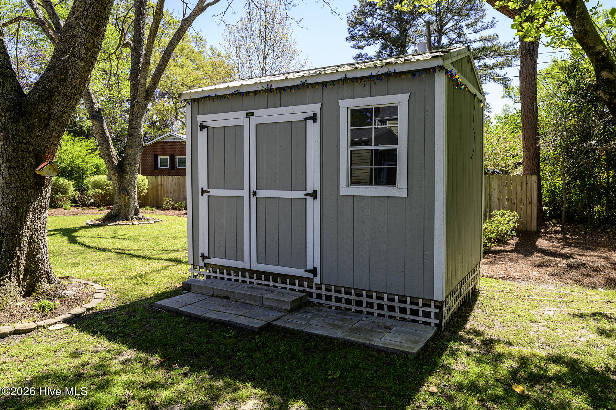 main property photo 41