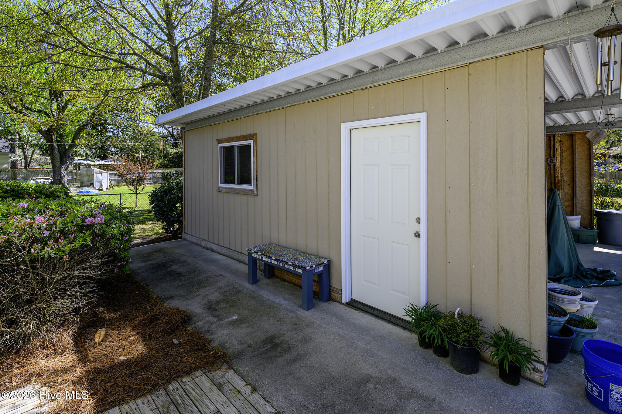 main property photo 51