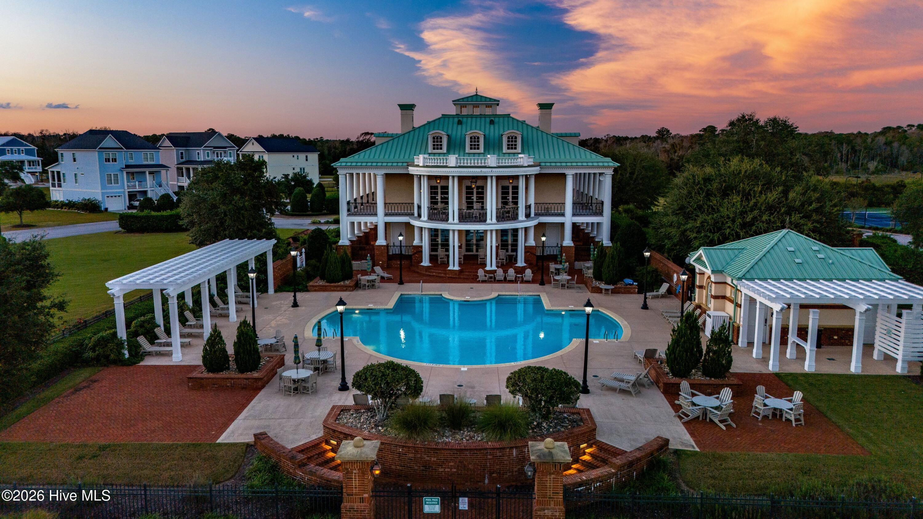 main property photo 12