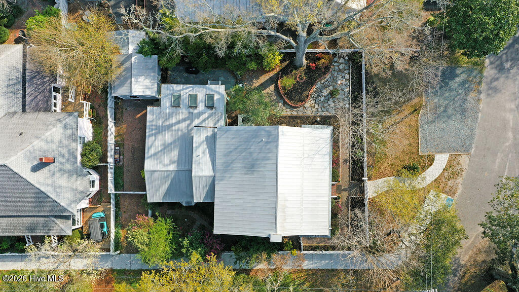 main property photo 44