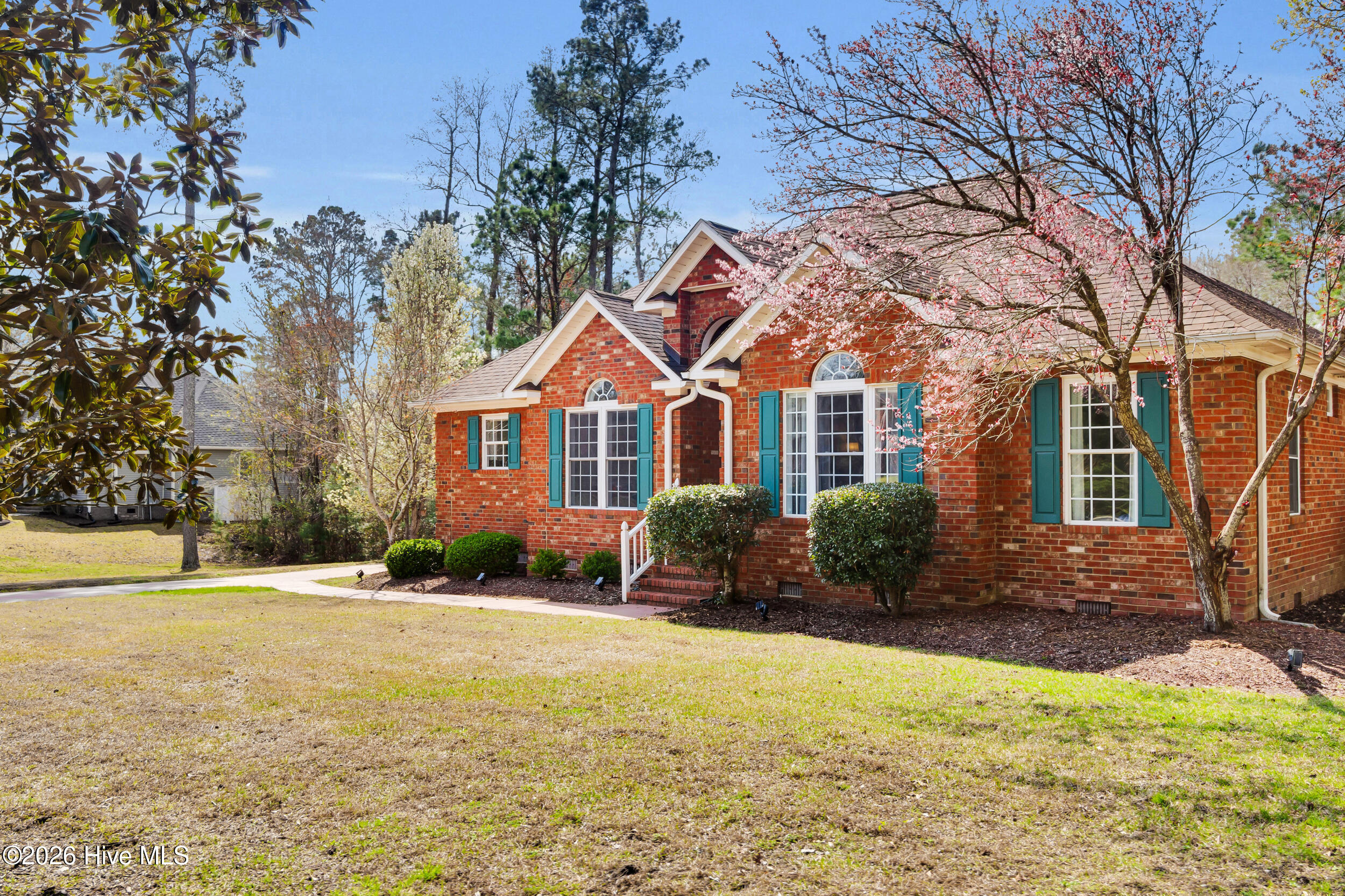 main property photo 32
