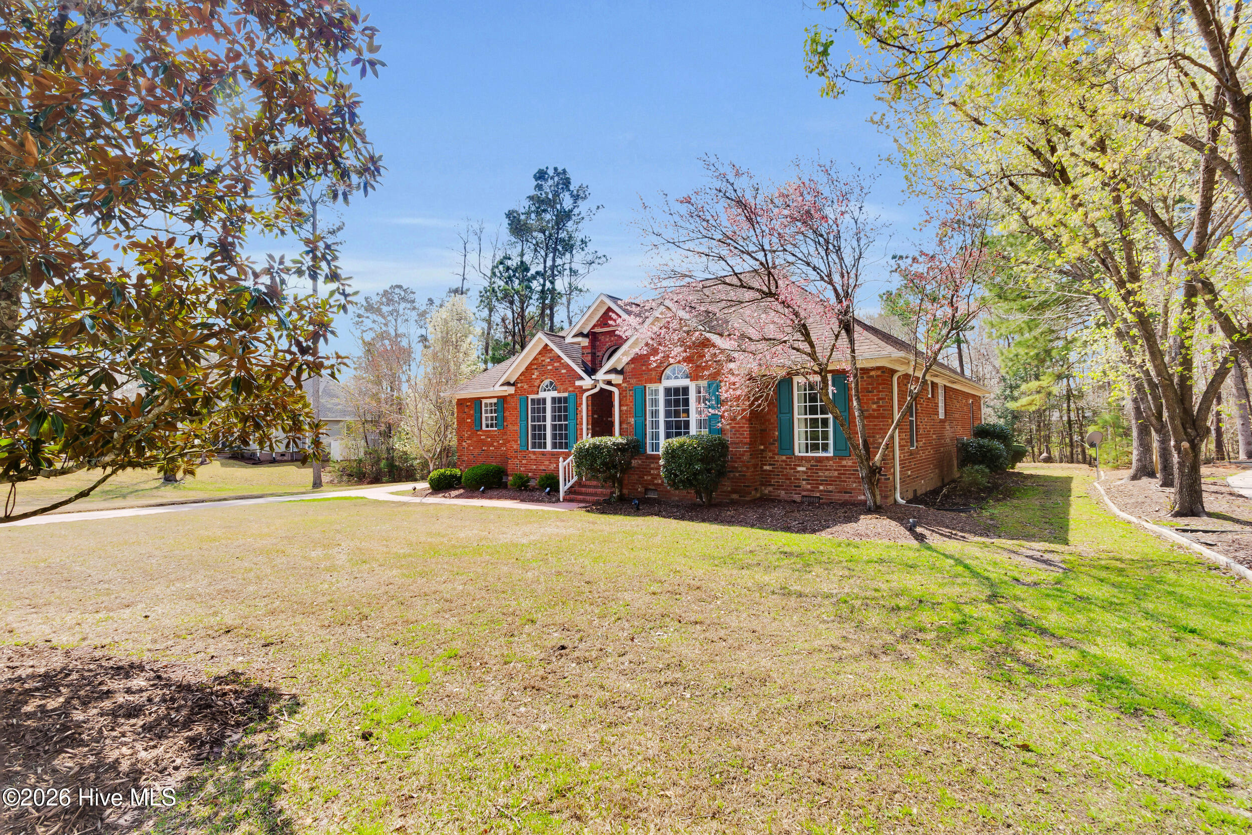 main property photo 33