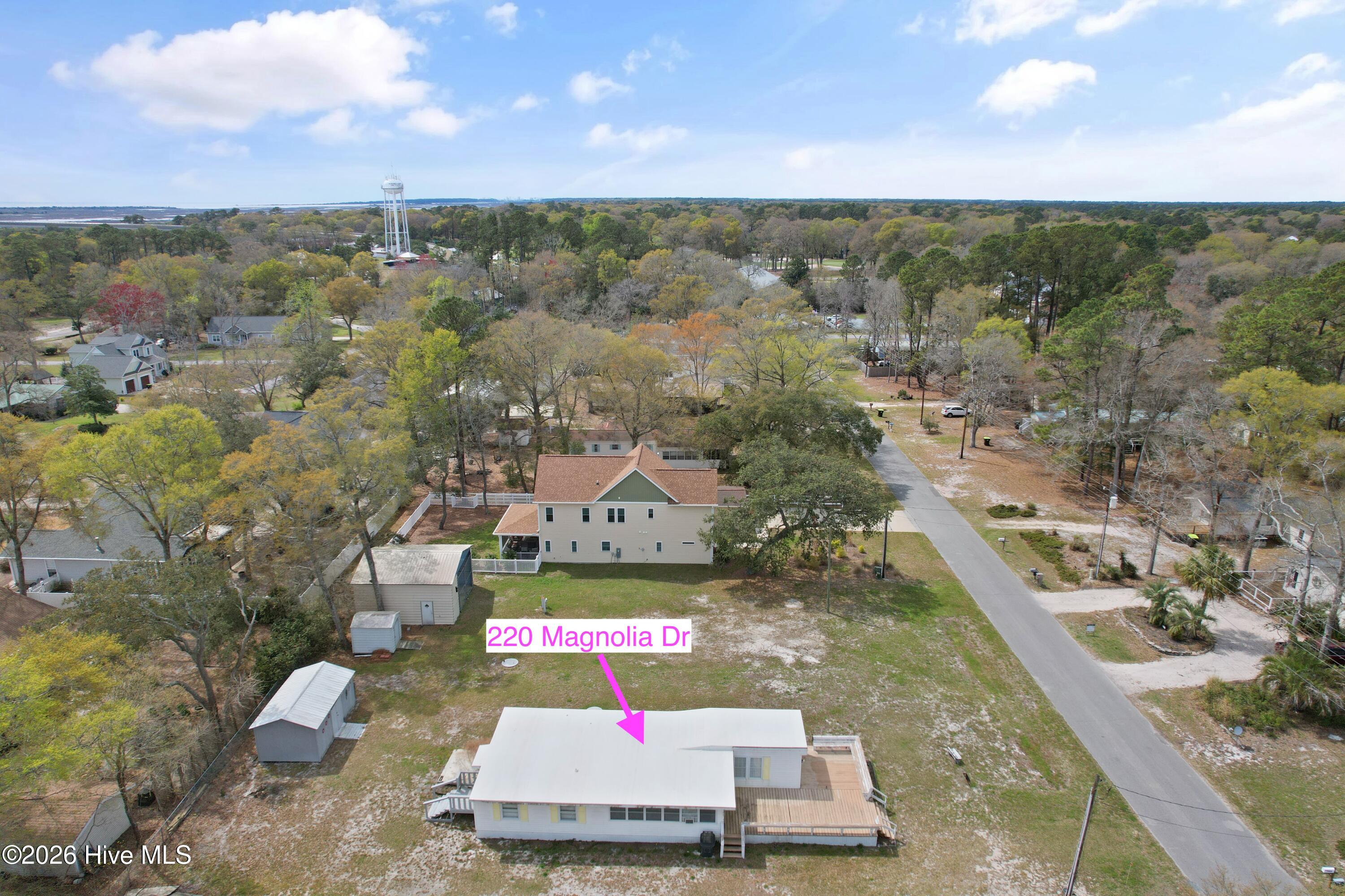 main property photo 32