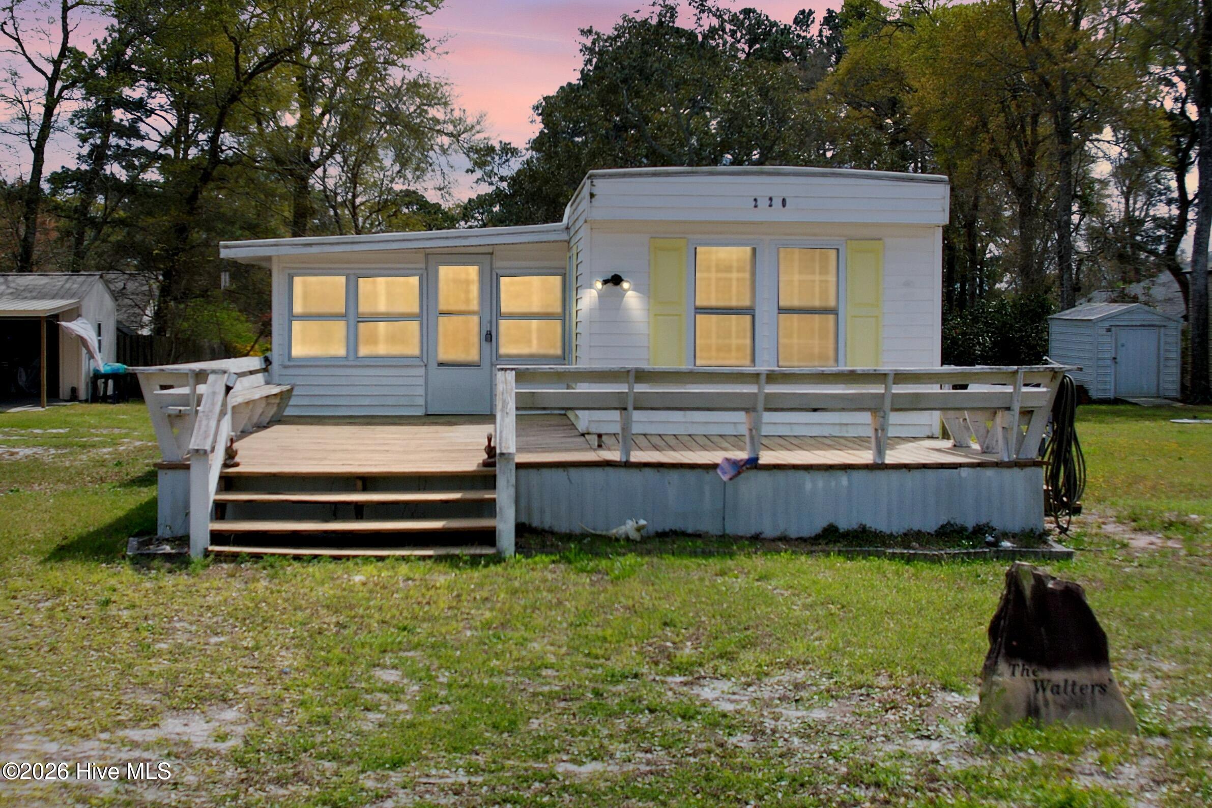 main property photo 8
