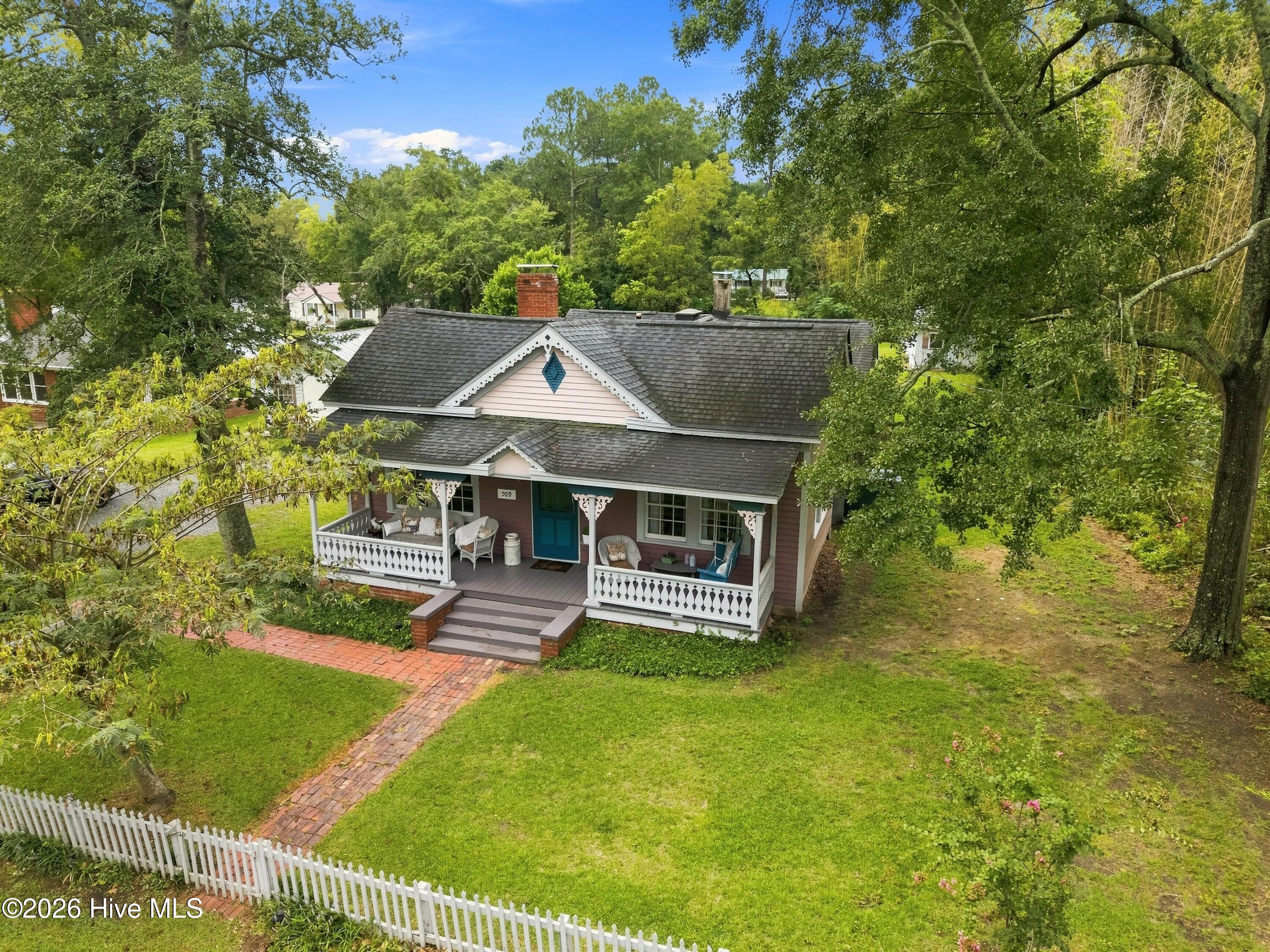 main property photo 42