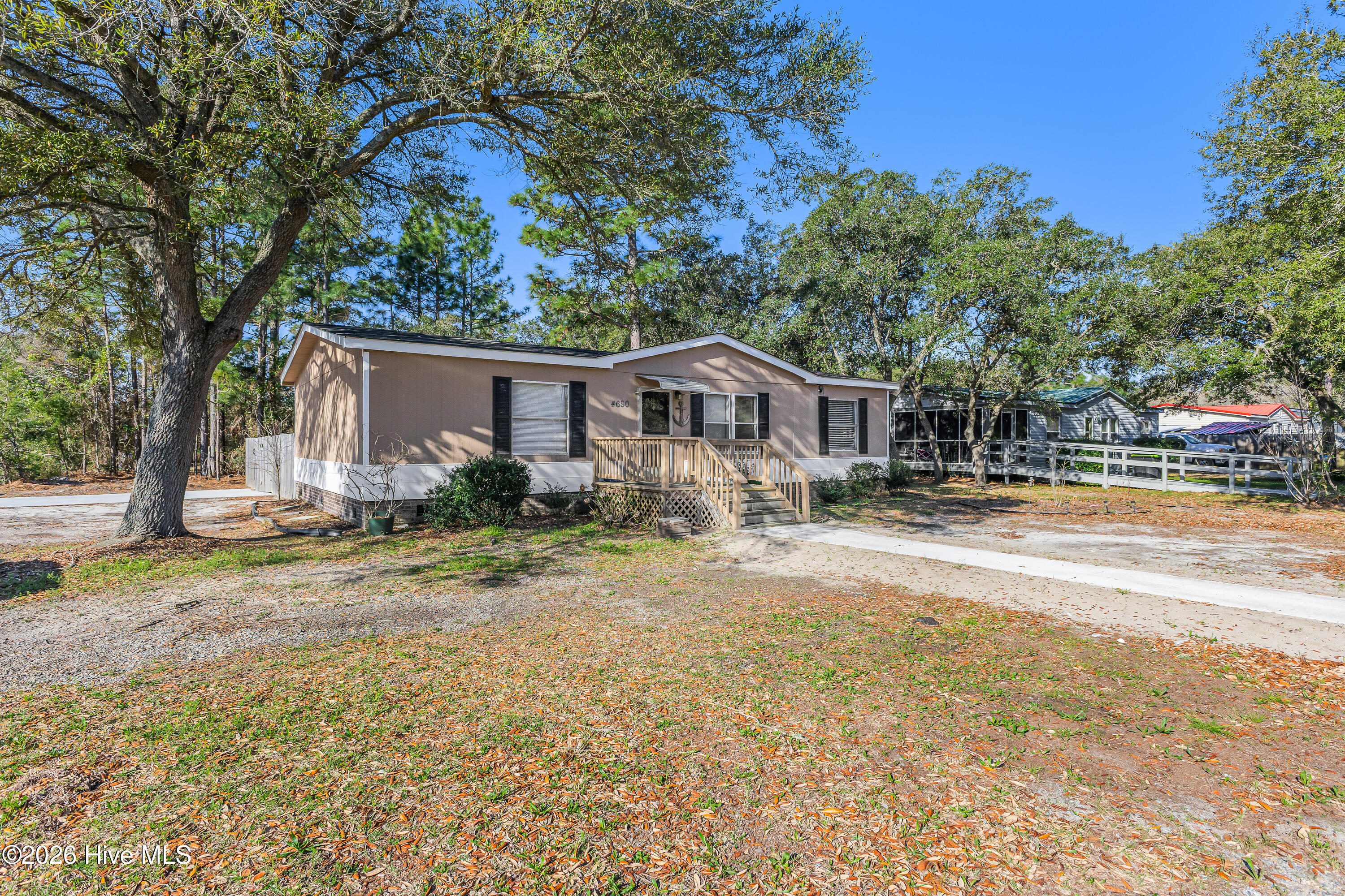 main property photo 31
