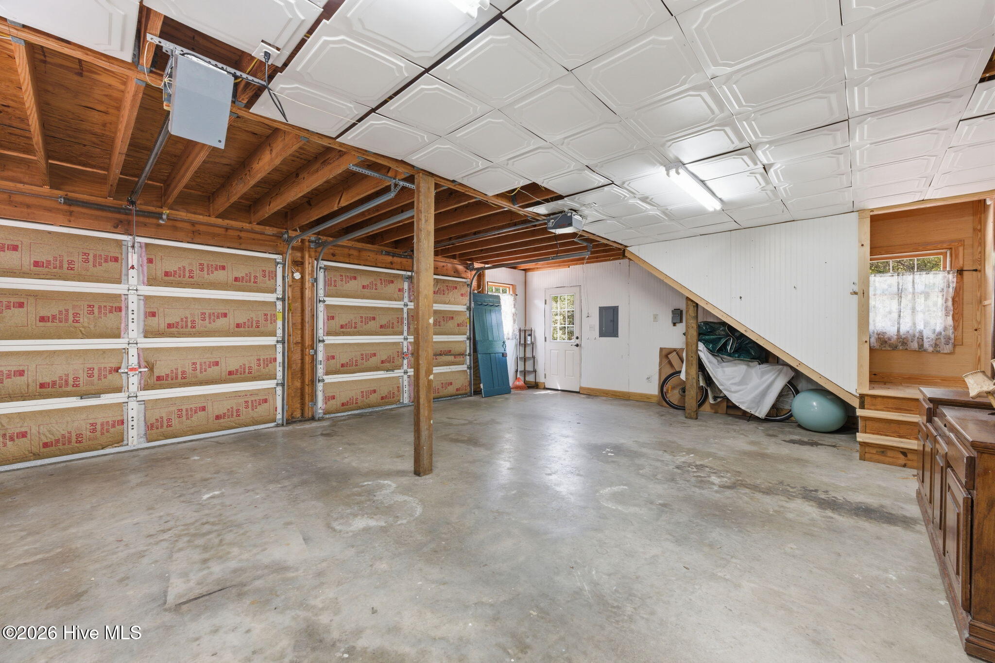 main property photo 47
