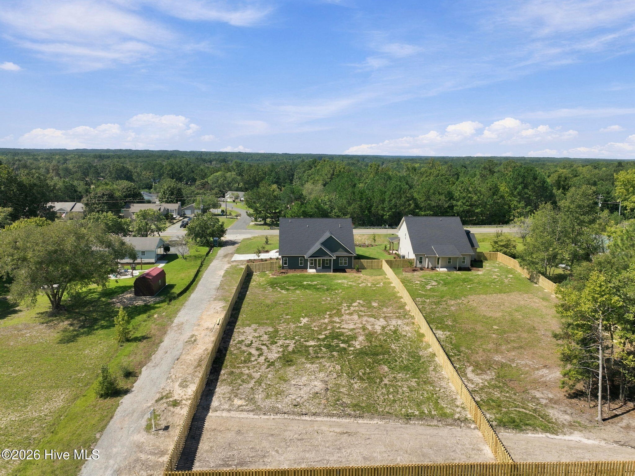 main property photo 35