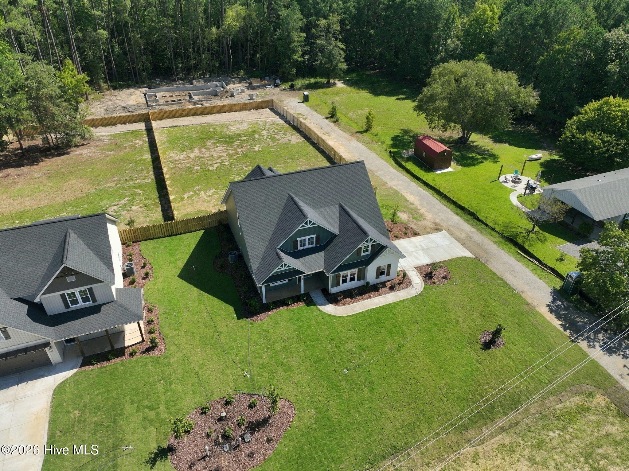 main property photo 41